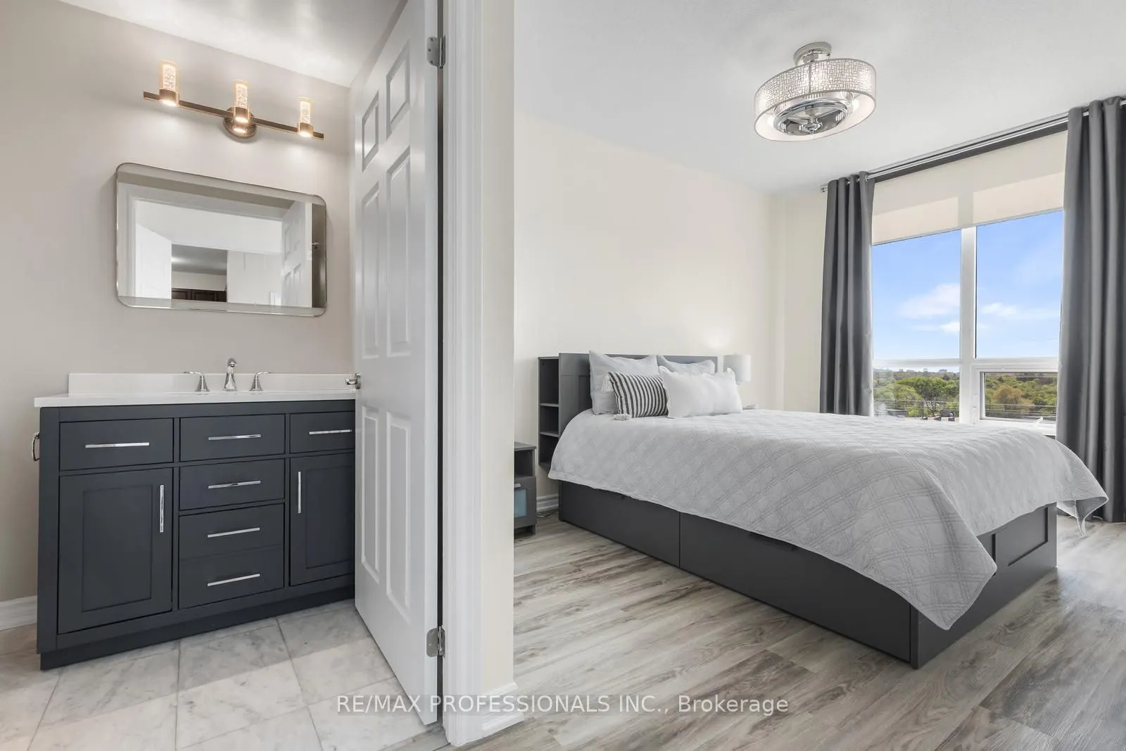1135 Royal York Road #801