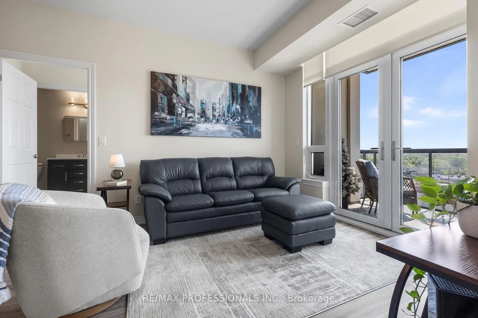 1135 Royal York Road #801