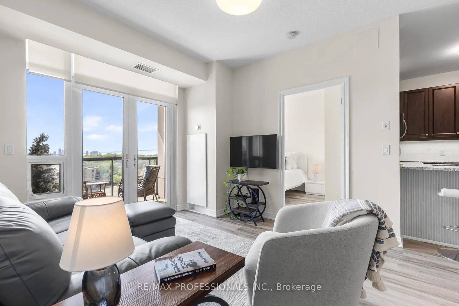 1135 Royal York Road #801