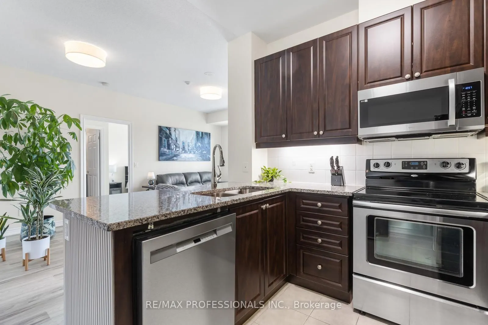 1135 Royal York Road #801