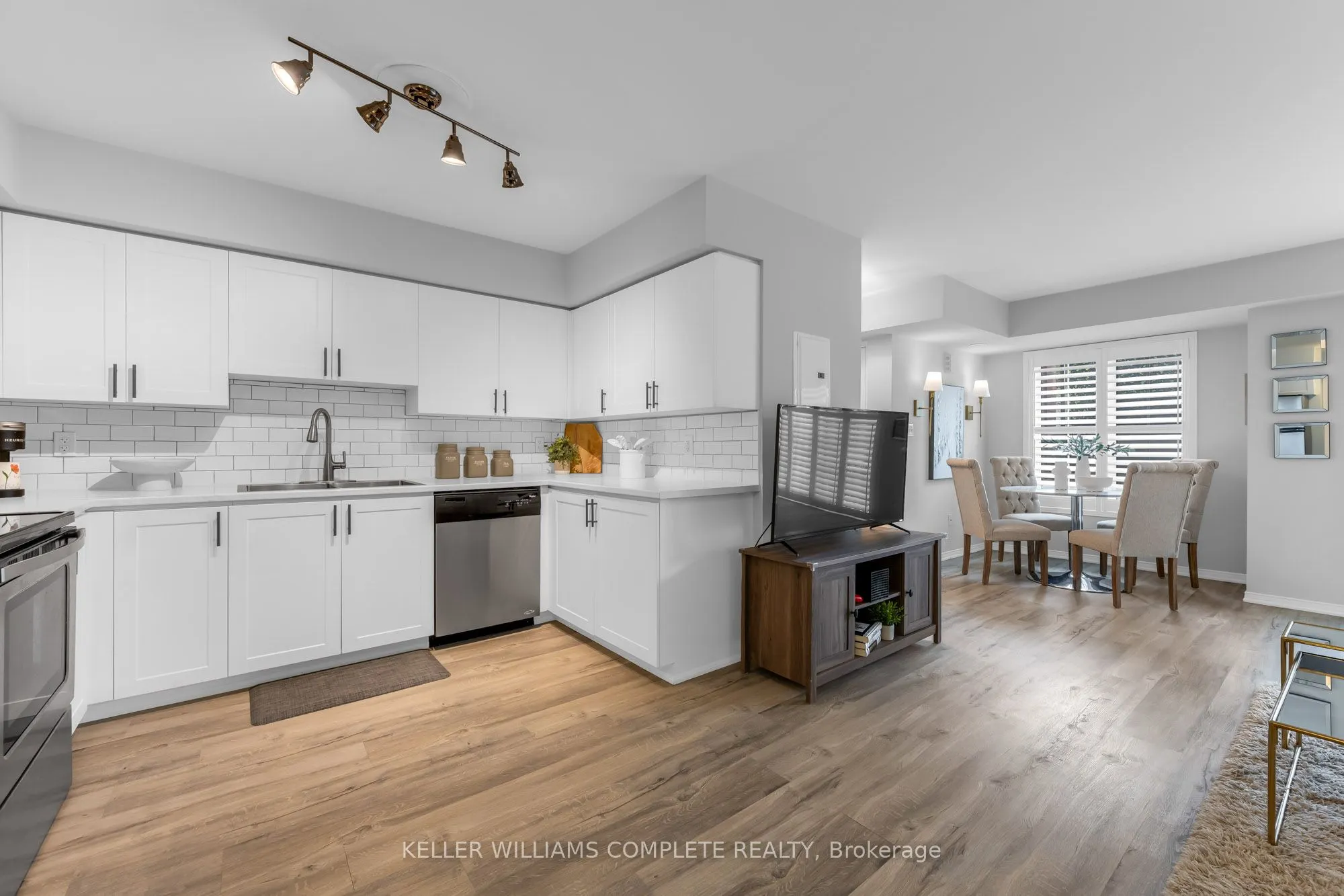 2468 POST Road #28