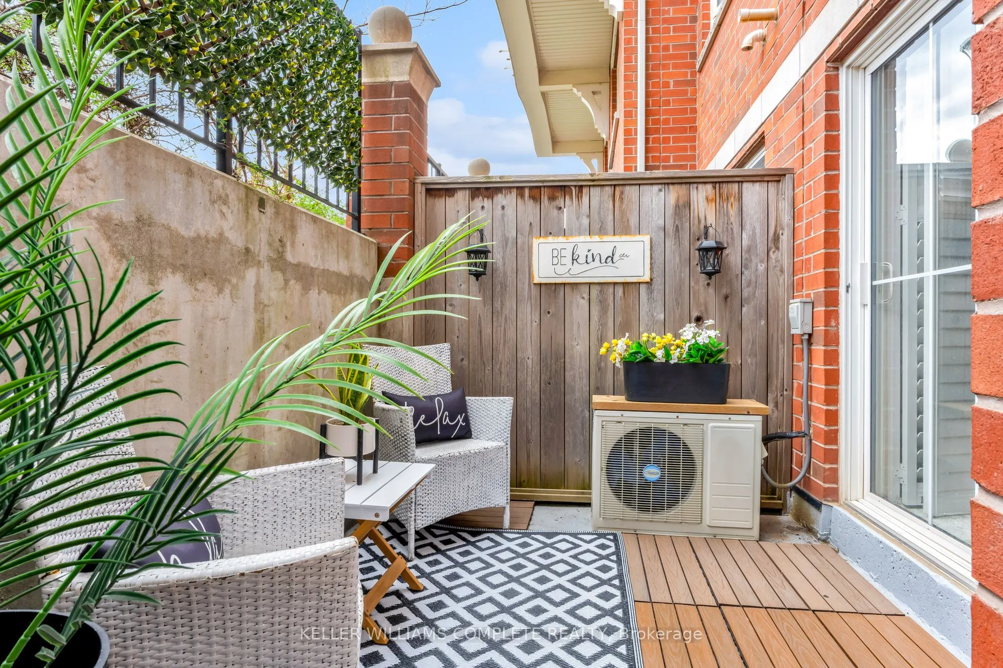 2468 POST Road #28