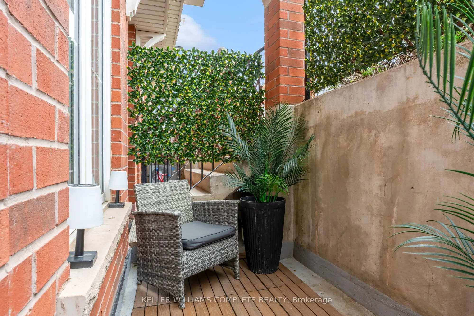 2468 POST Road #28