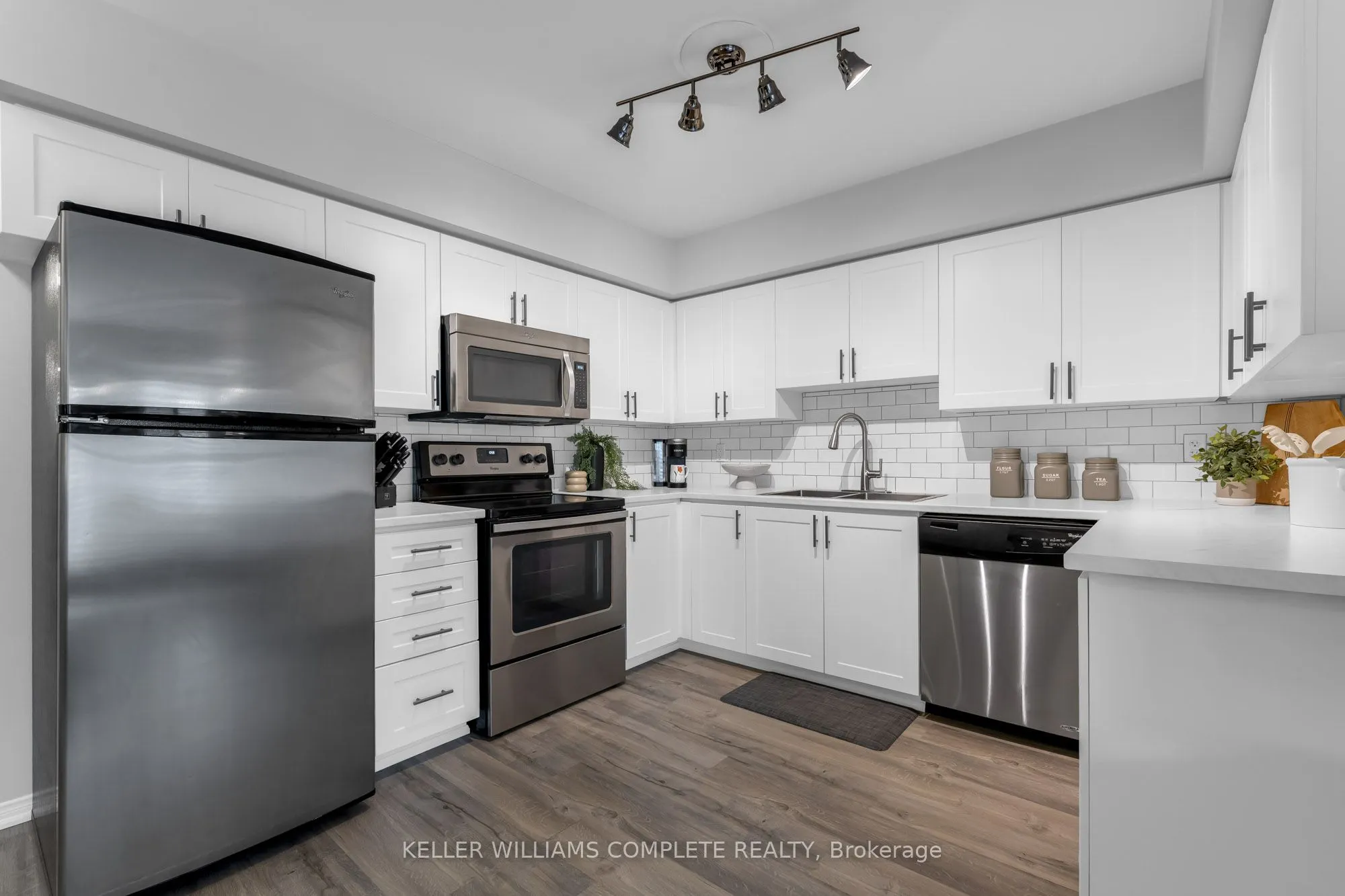 2468 POST Road #28