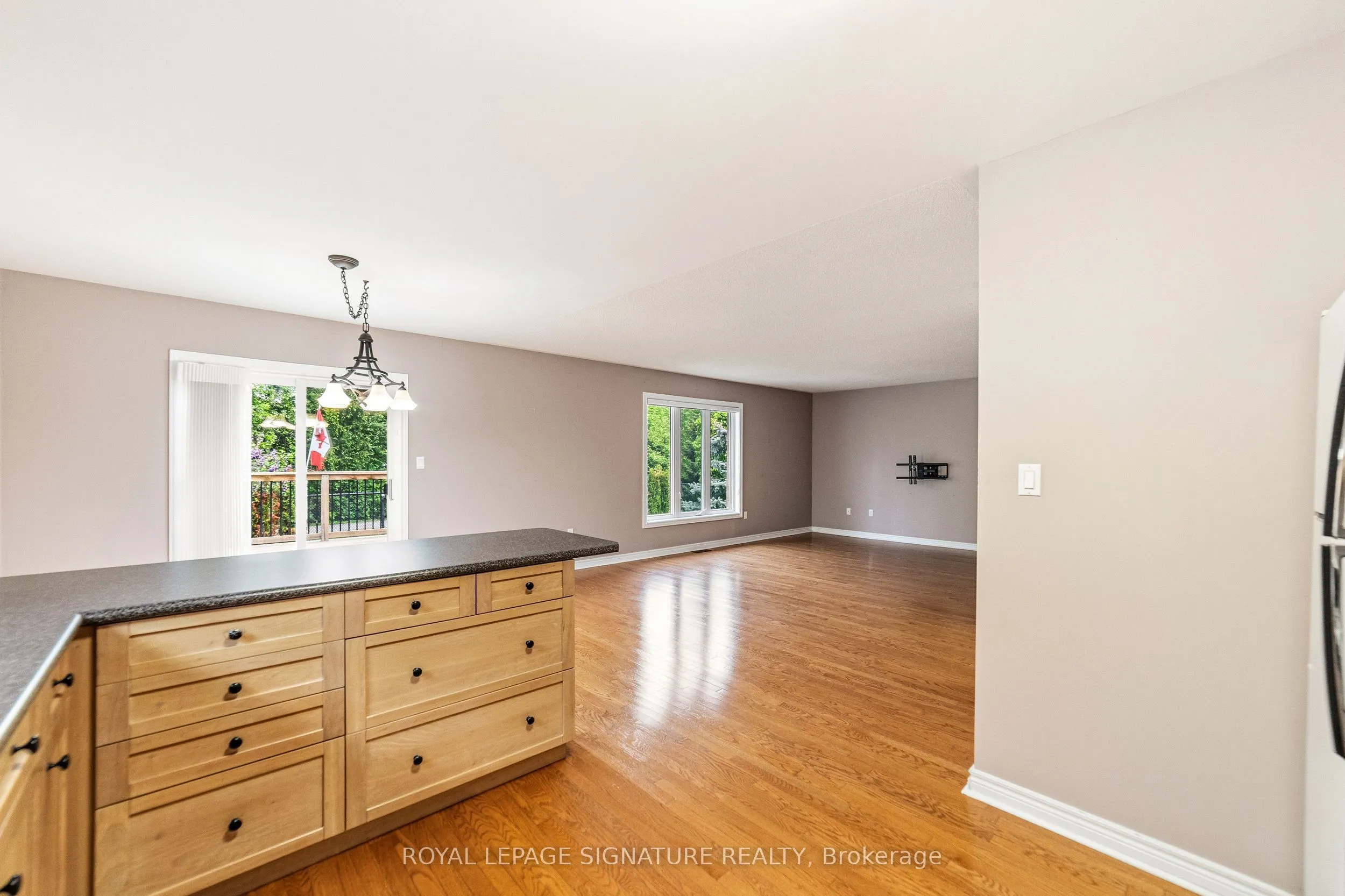 735 Poplar Road