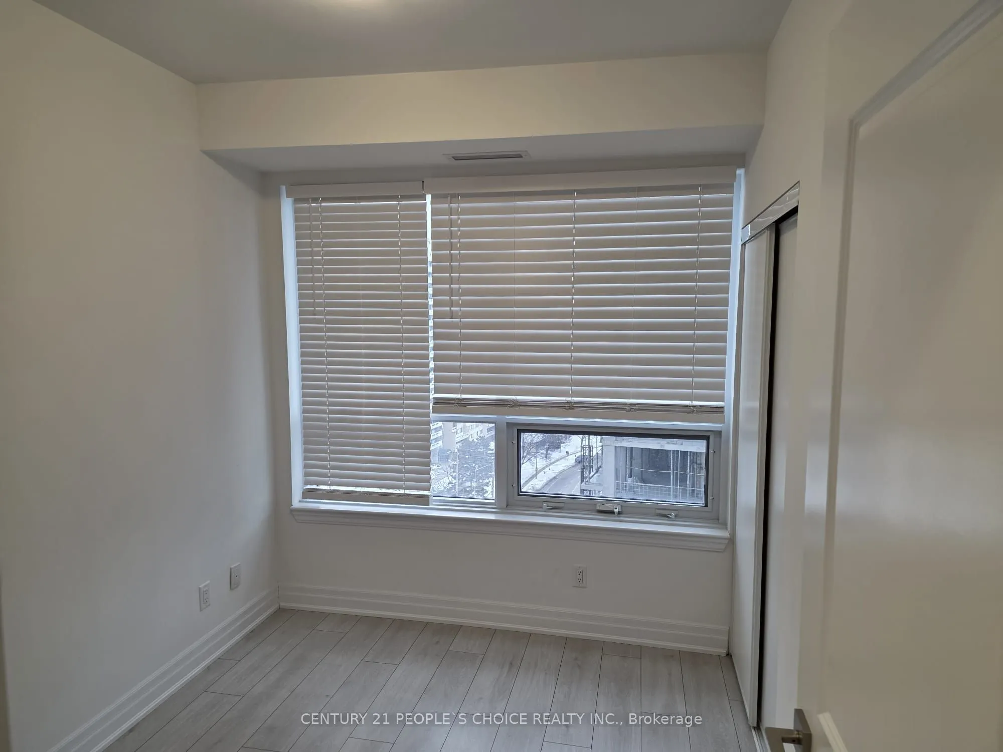 30 Elm Drive W #1102