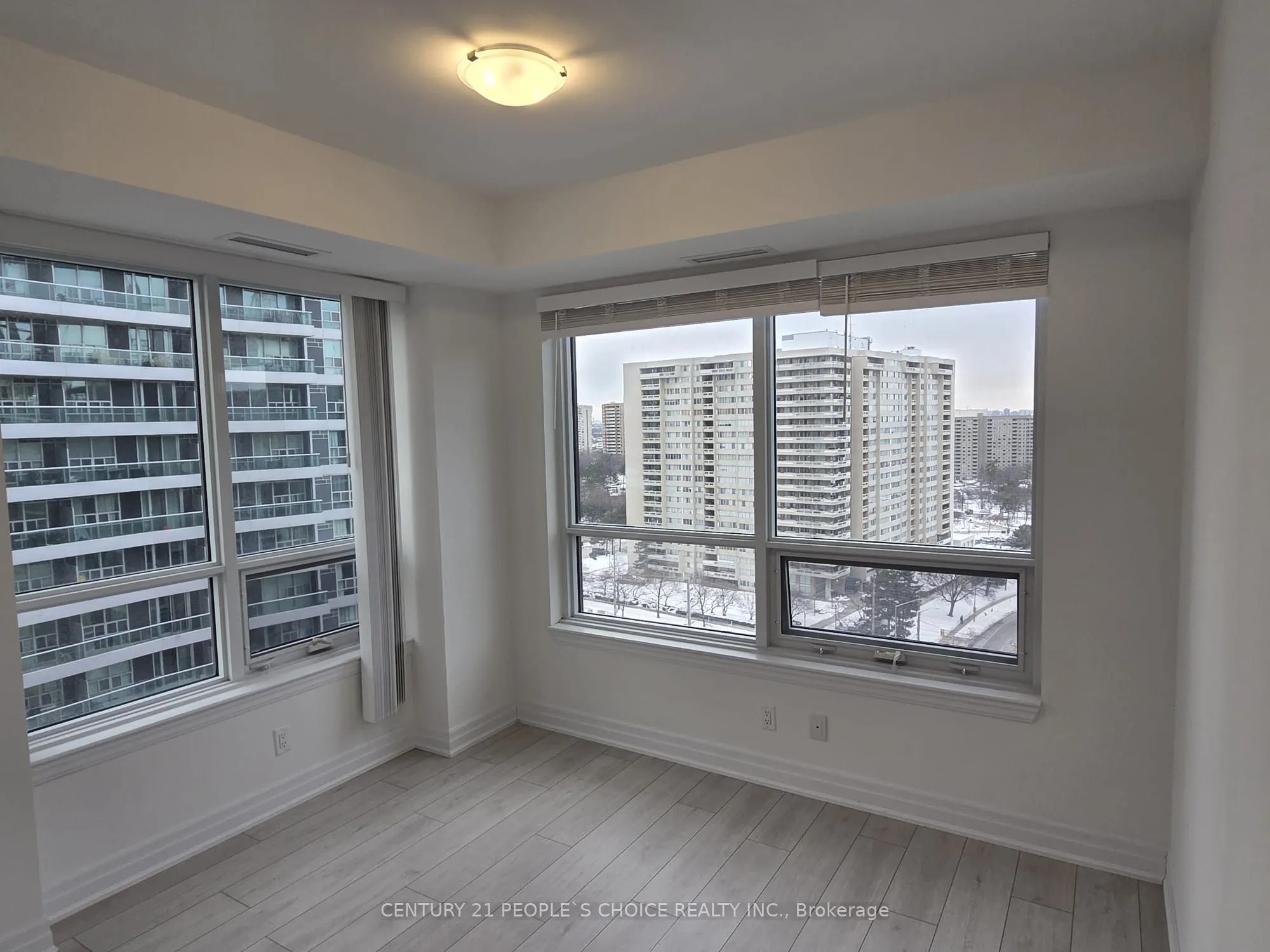 30 Elm Drive W #1102