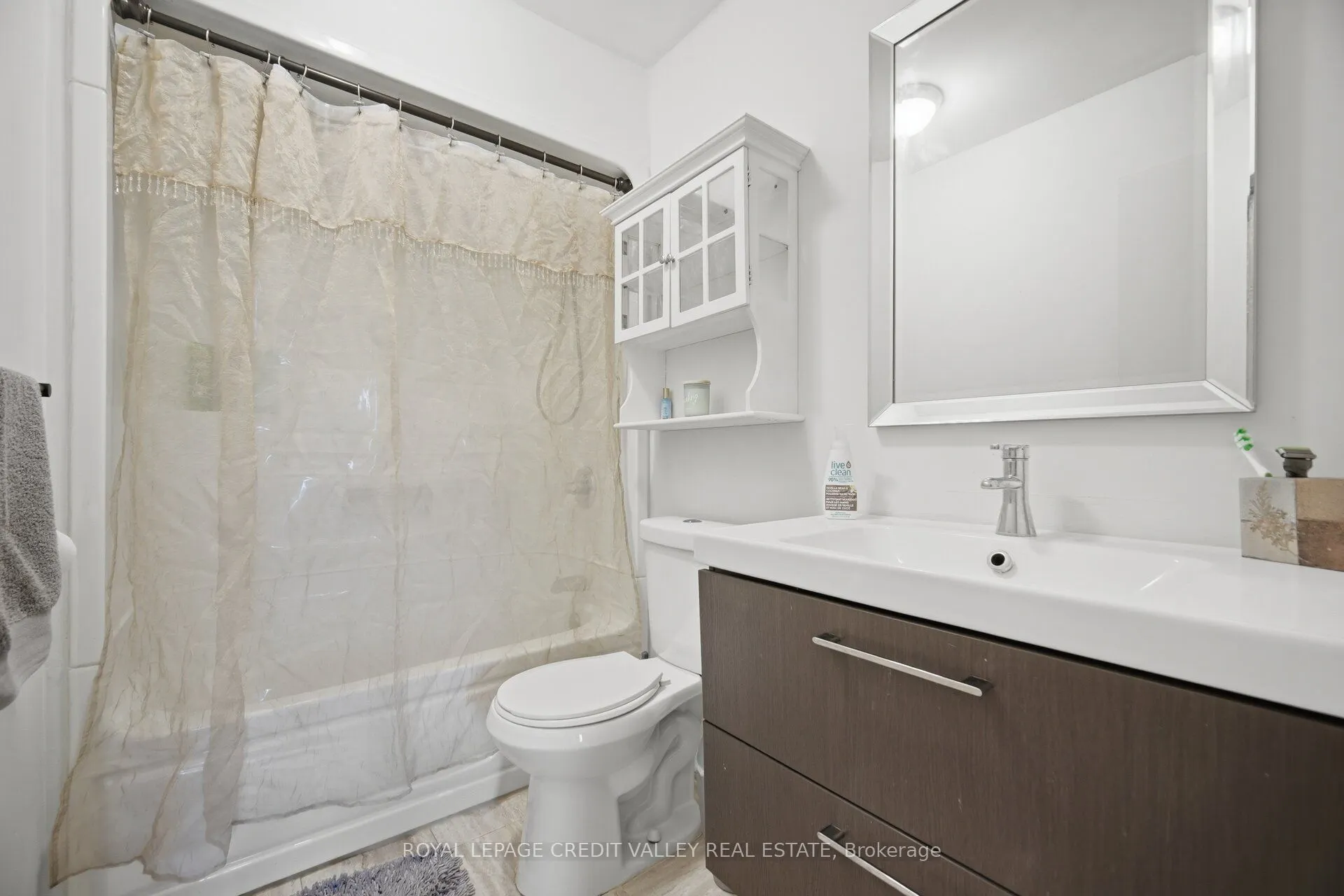 2 Parkview Drive #4
