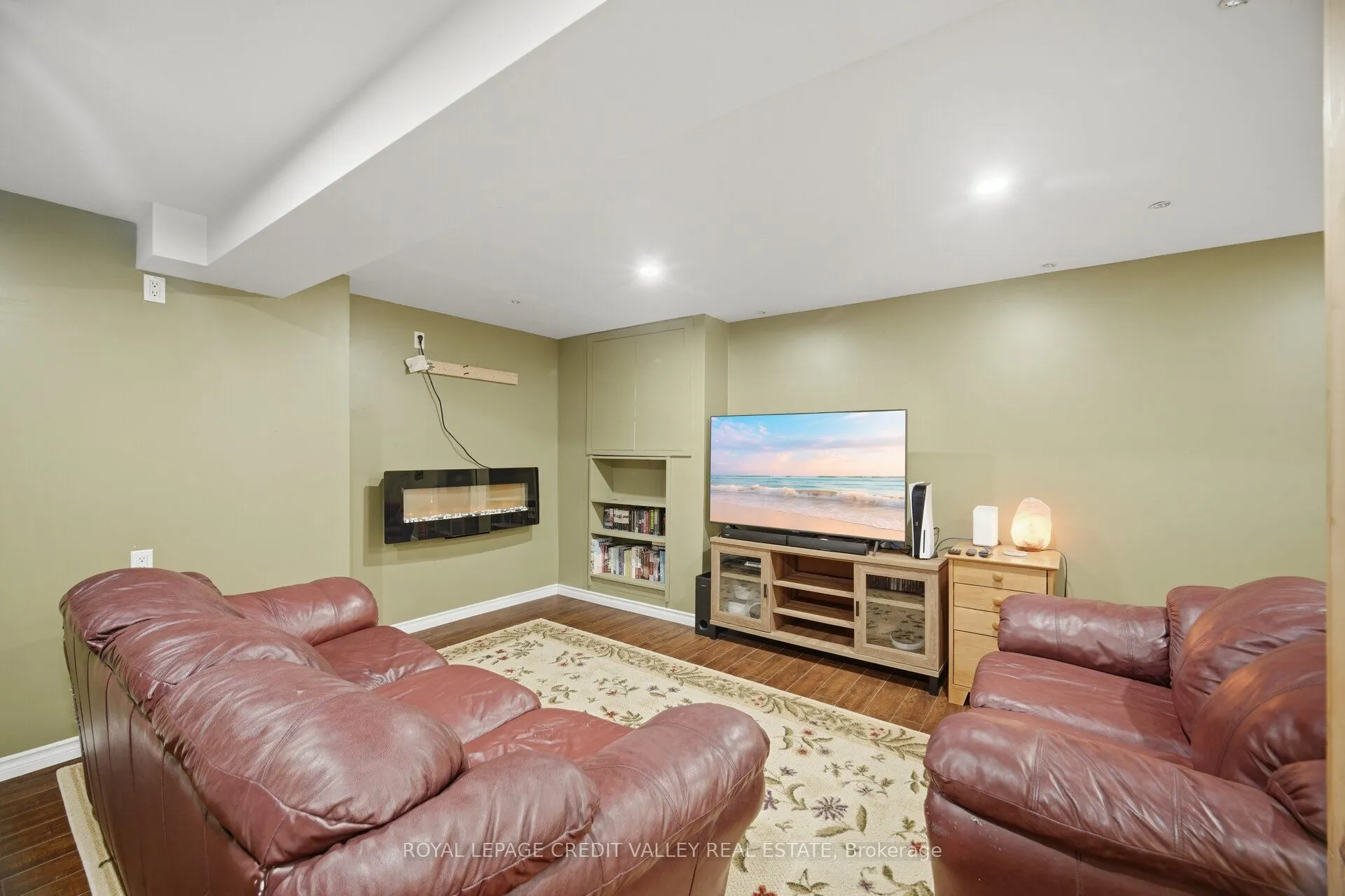 2 Parkview Drive #4
