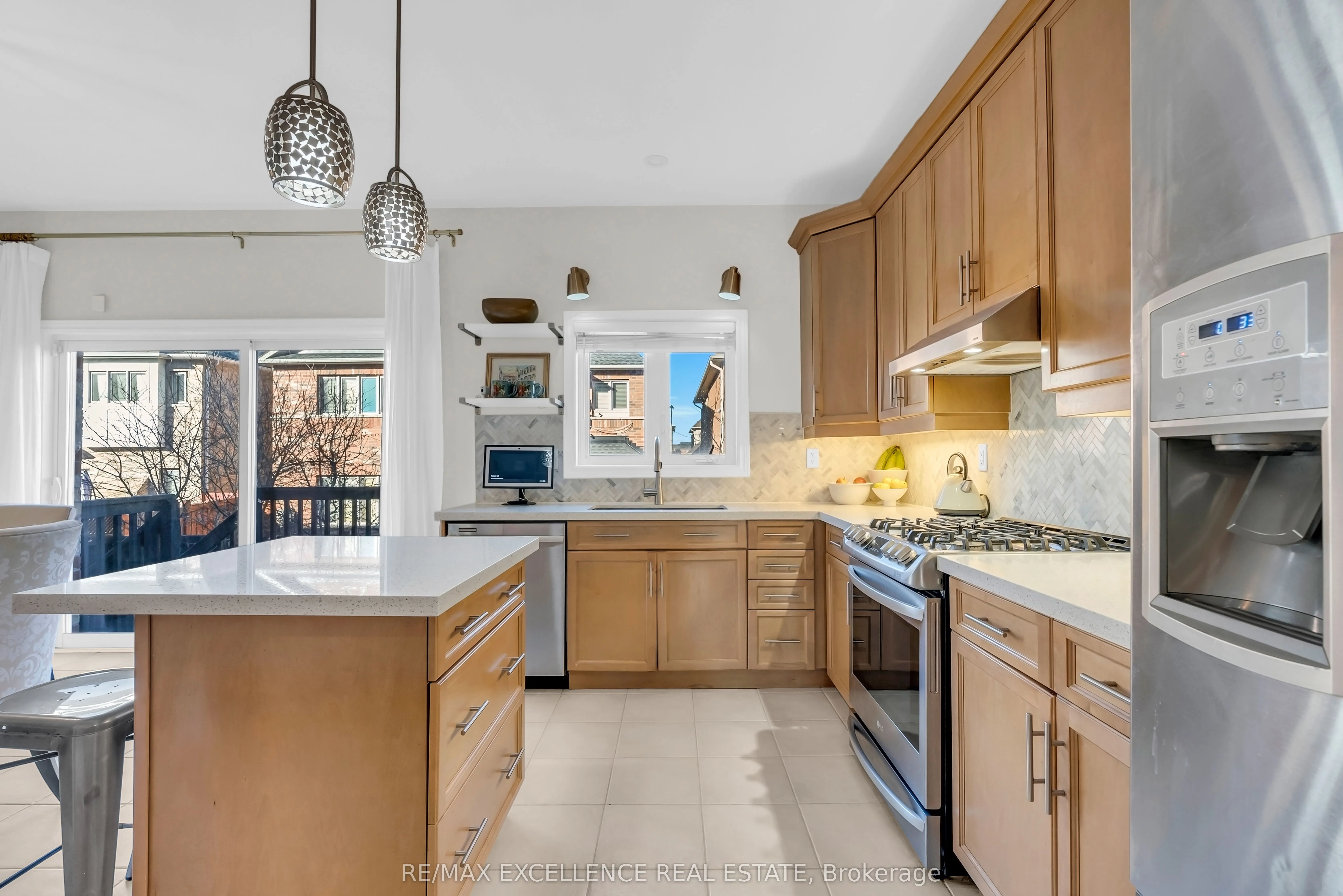 40 Imperial Lakes Drive