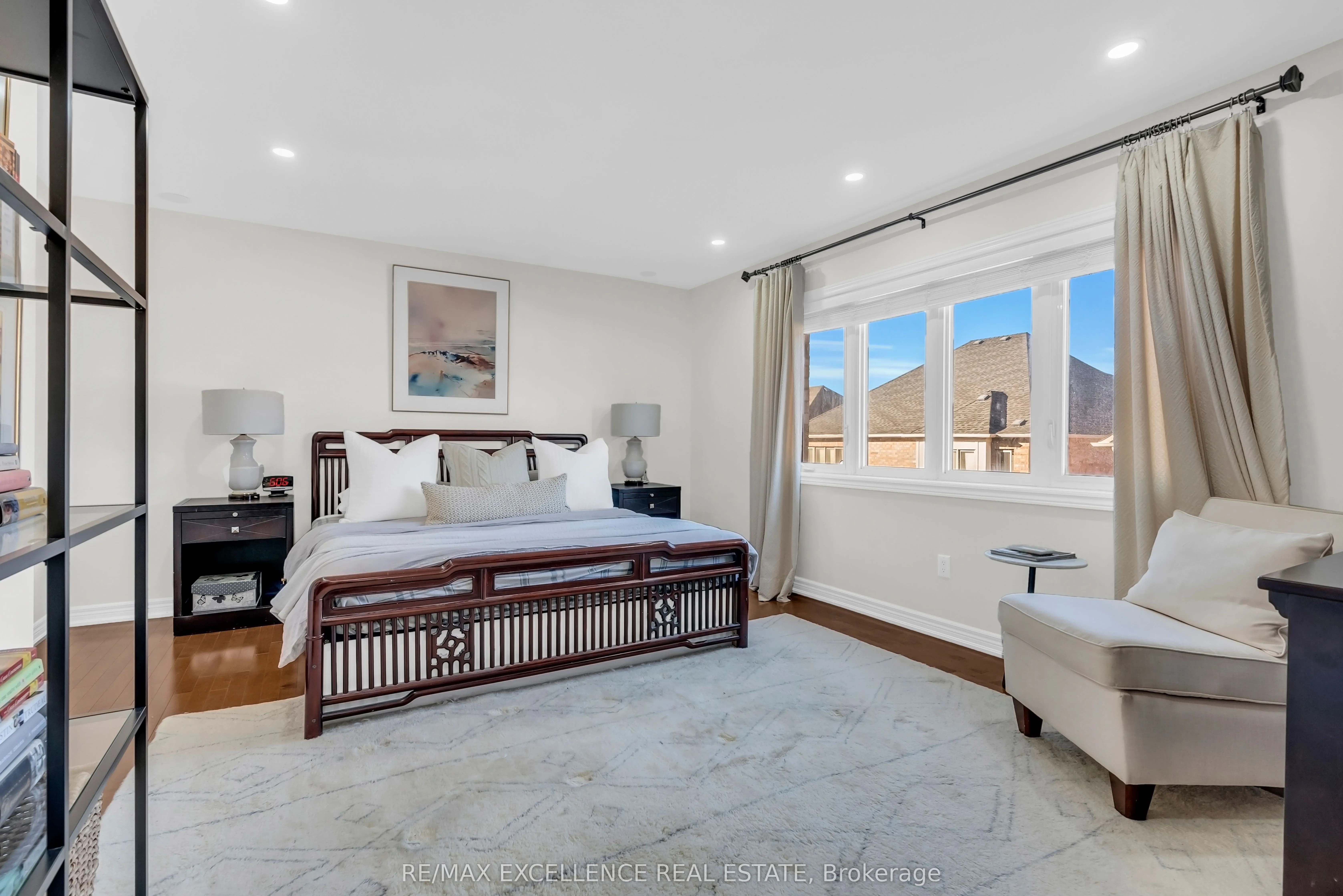 40 Imperial Lakes Drive
