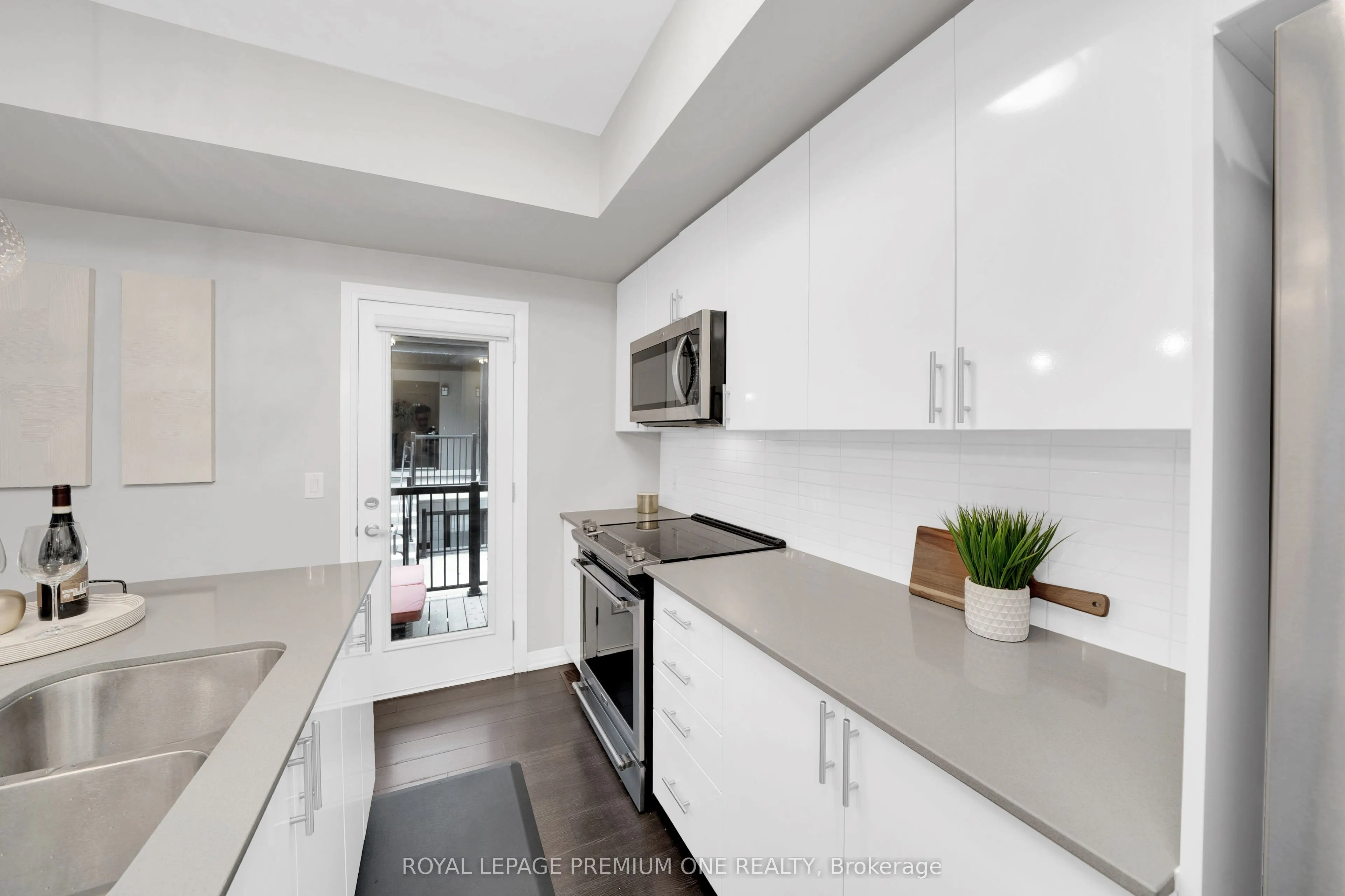 1202 Main Street E #108