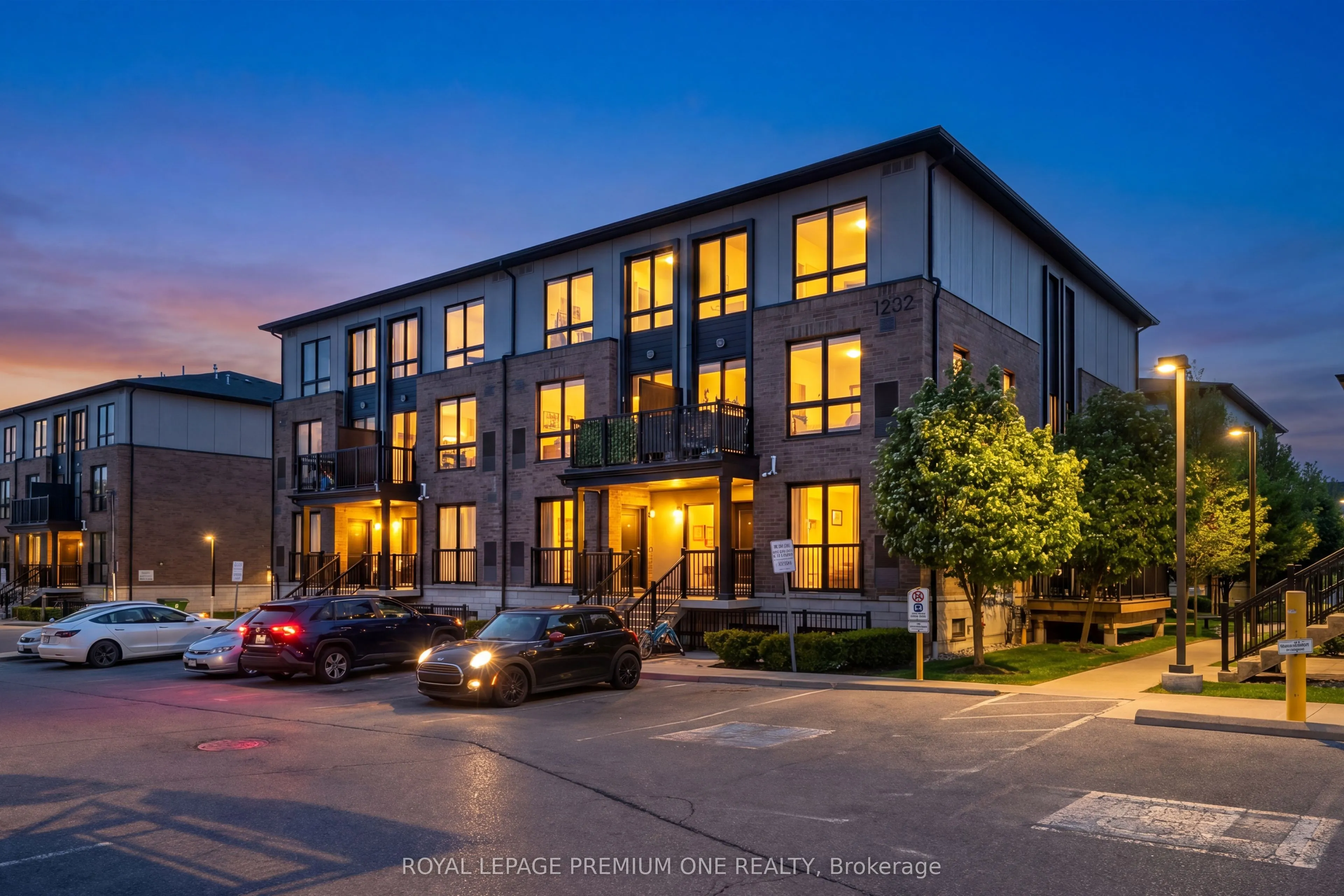 1202 Main Street E #108