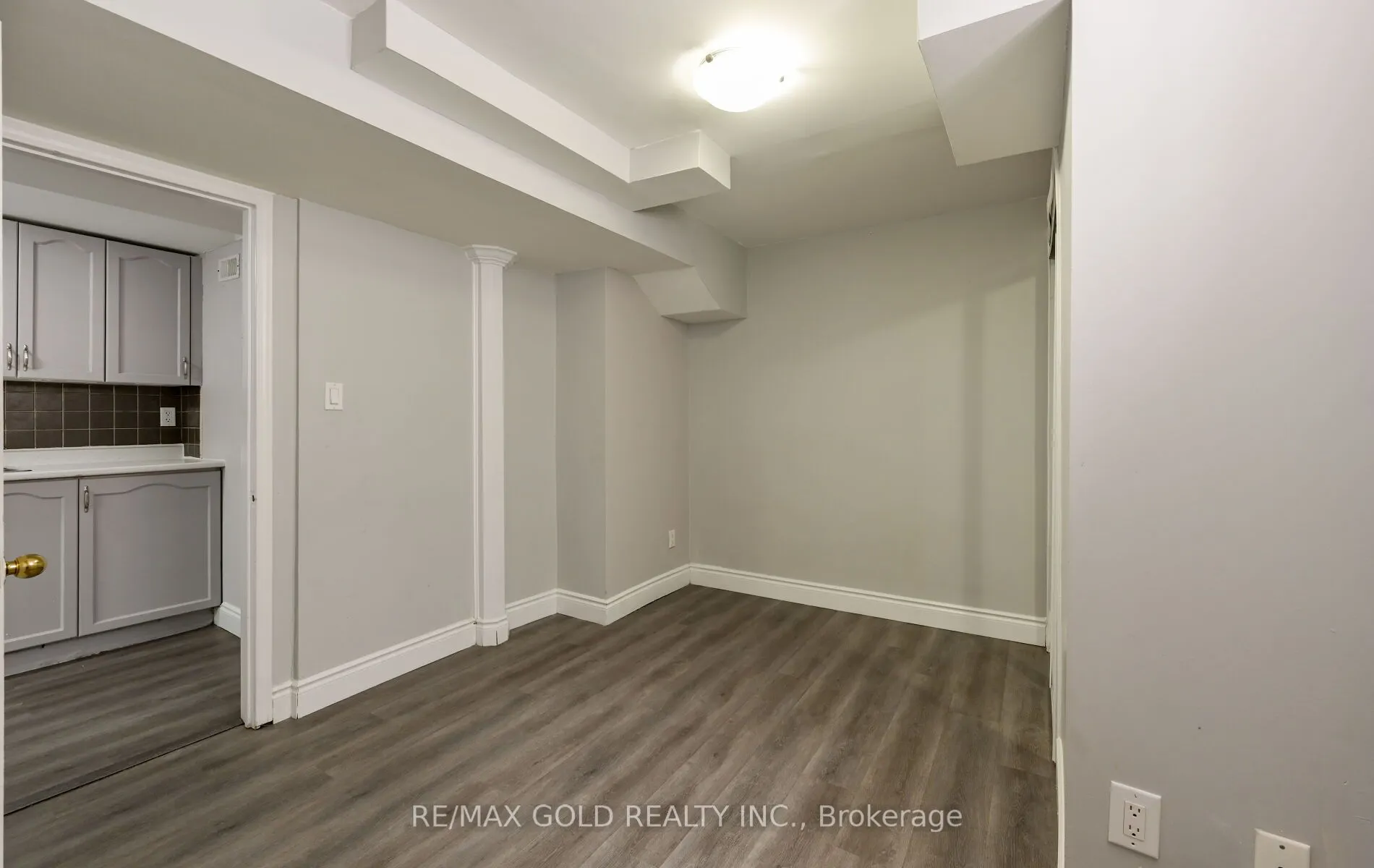 171 Fernforest Drive