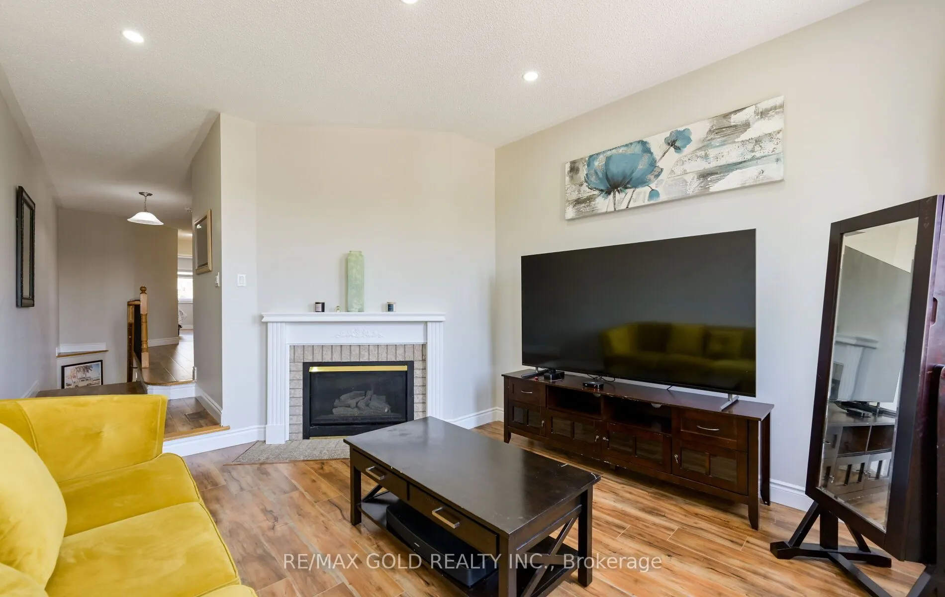 171 Fernforest Drive