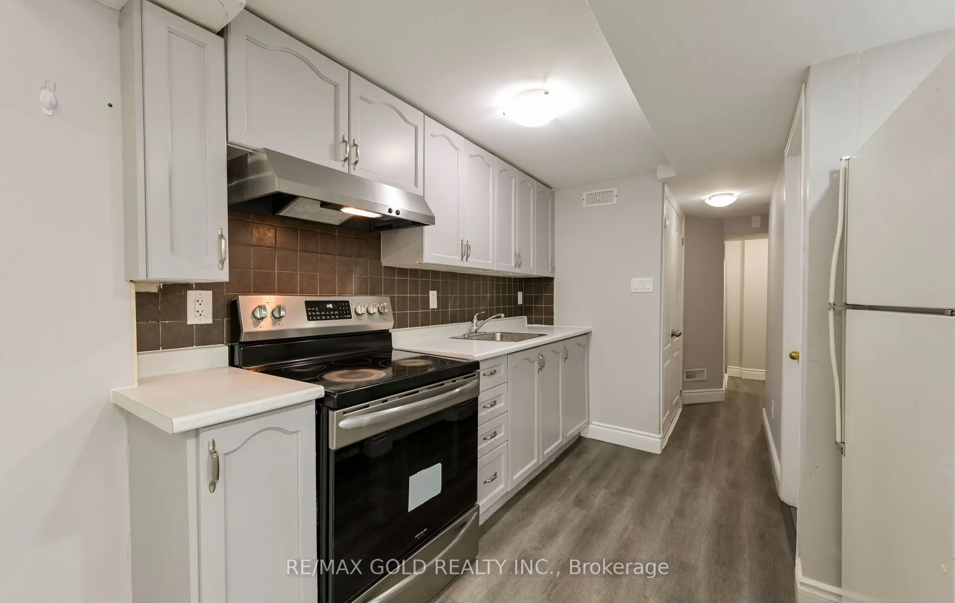 171 Fernforest Drive