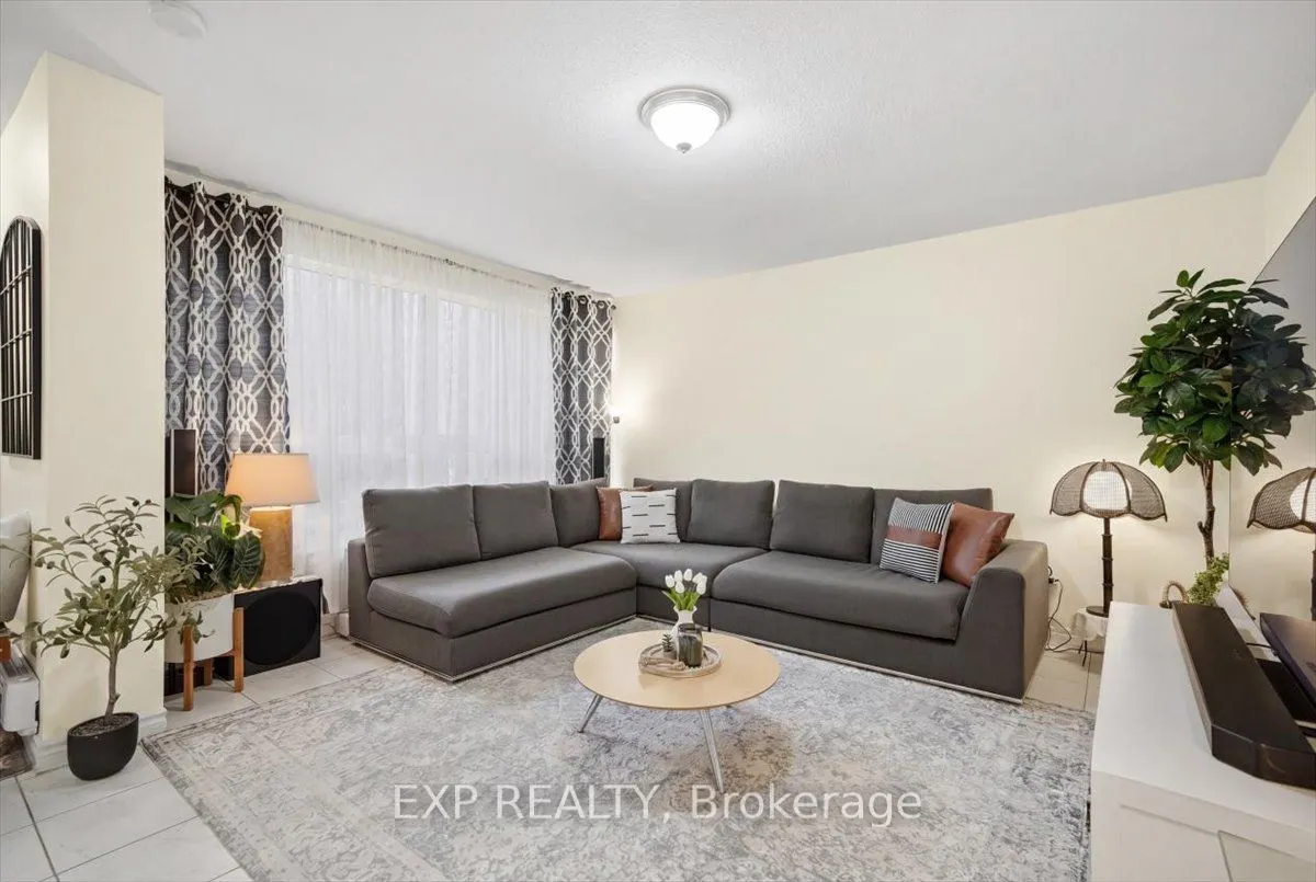 1055 Dundas Street E #167