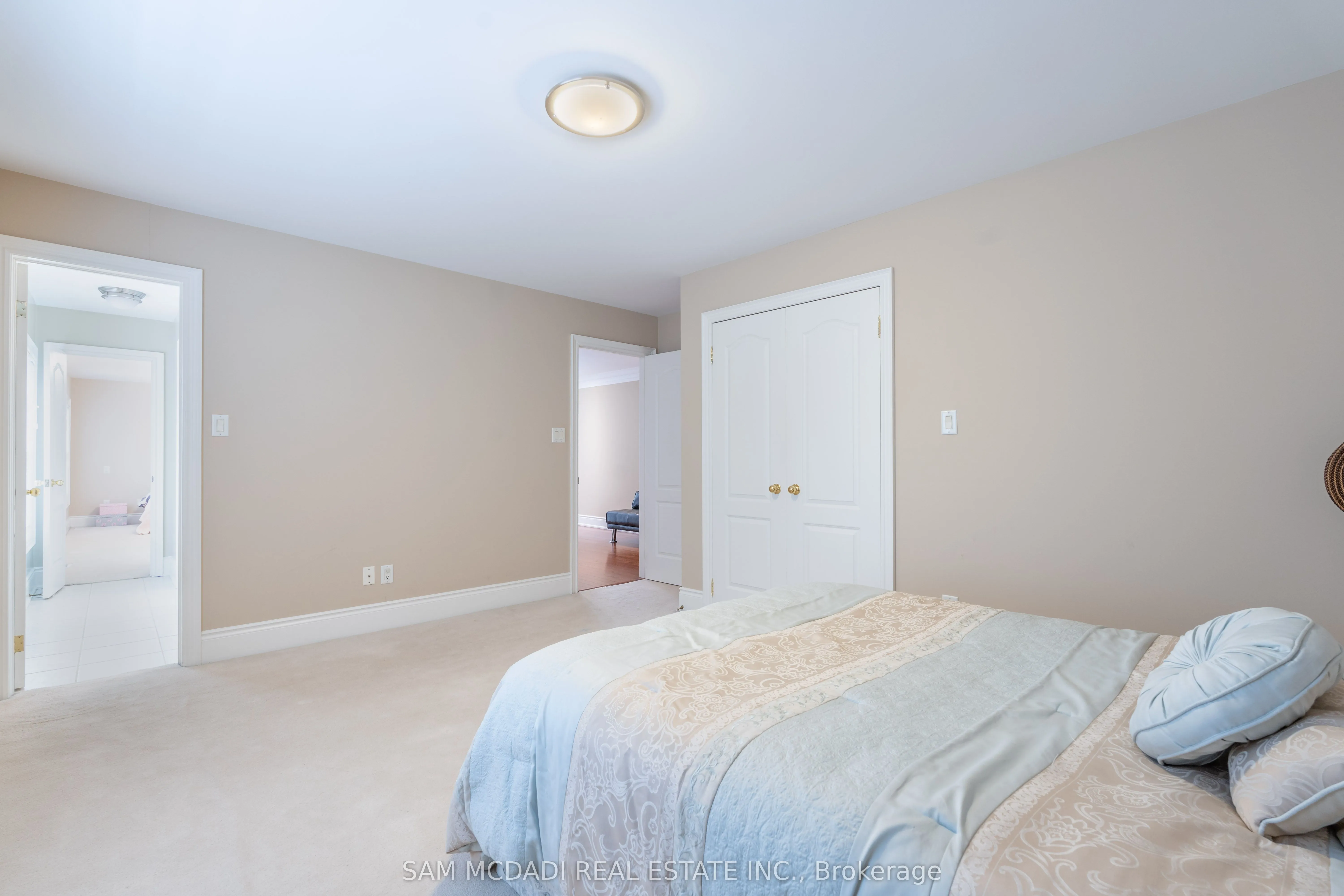 3248 Barchester Court