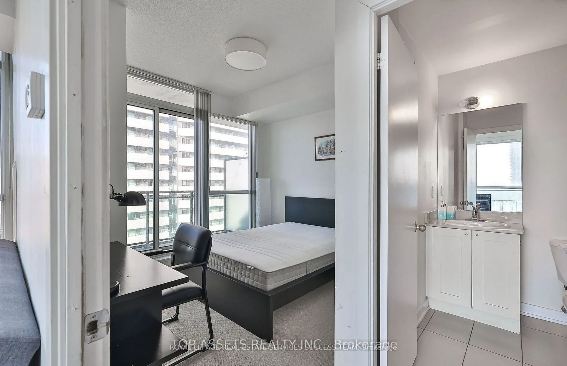 4070 Confederation Parkway #3009