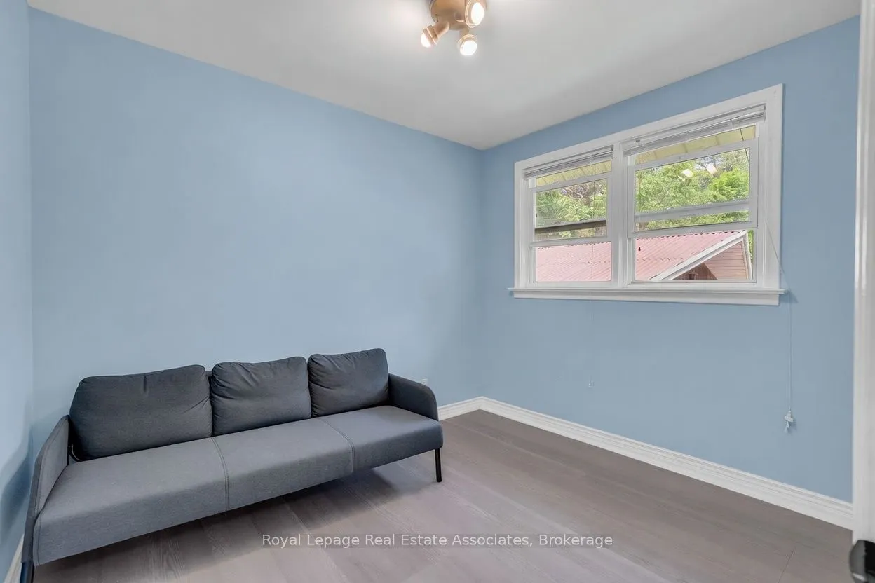 11 Ben Machree Drive