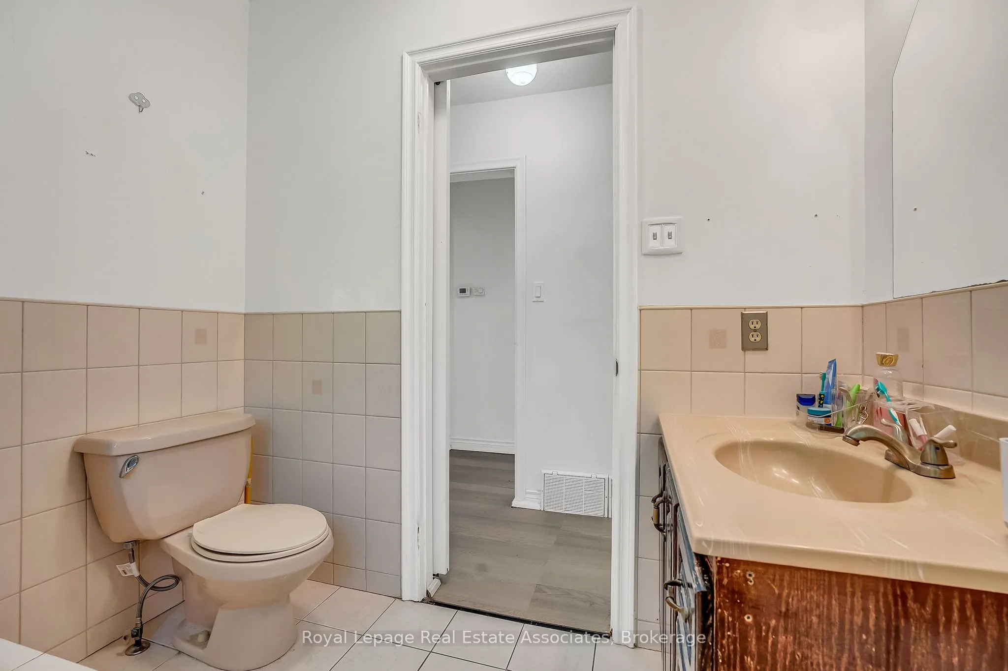 11 Ben Machree Drive