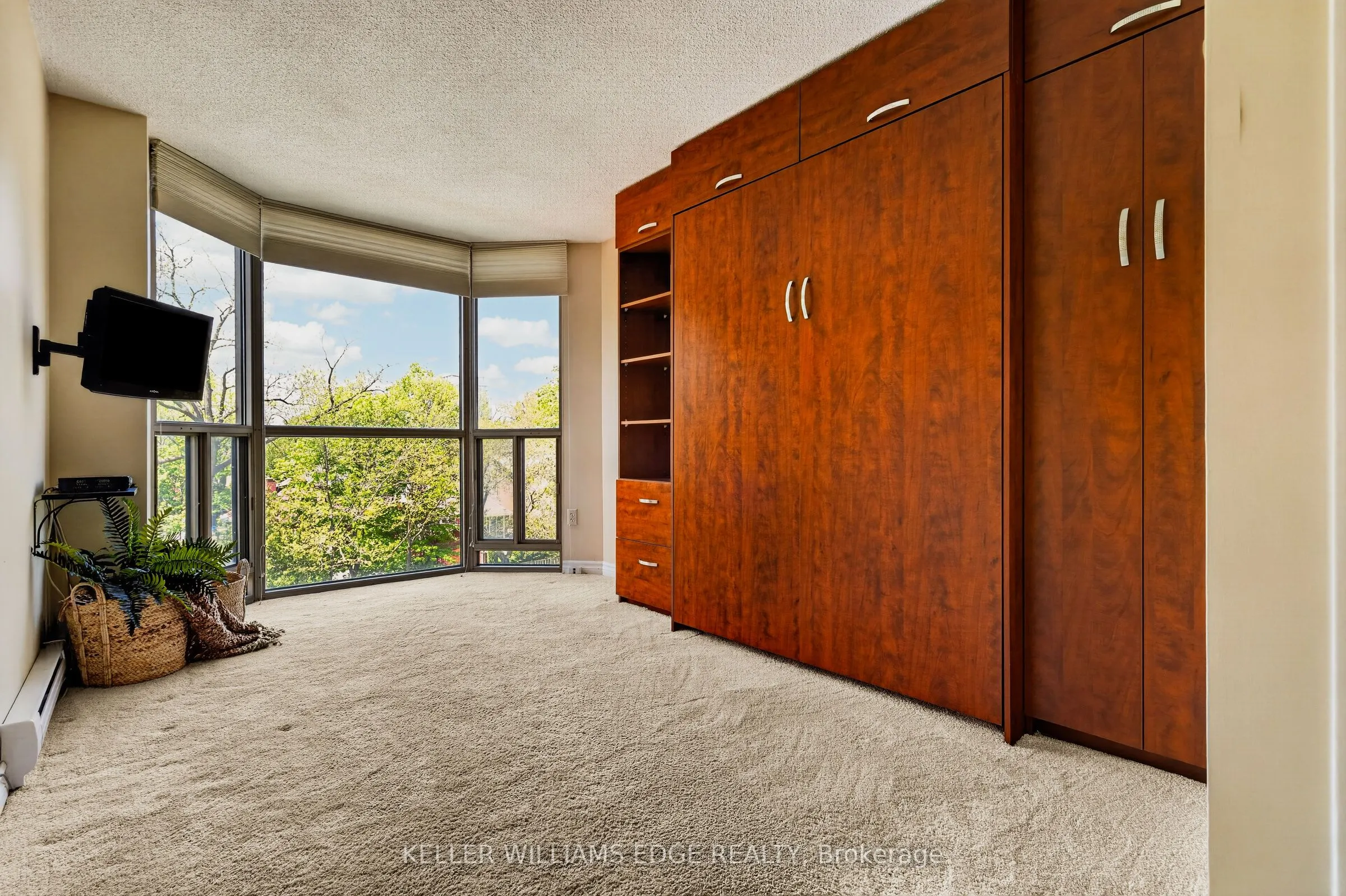 1225 North Shore Boulevard E #510