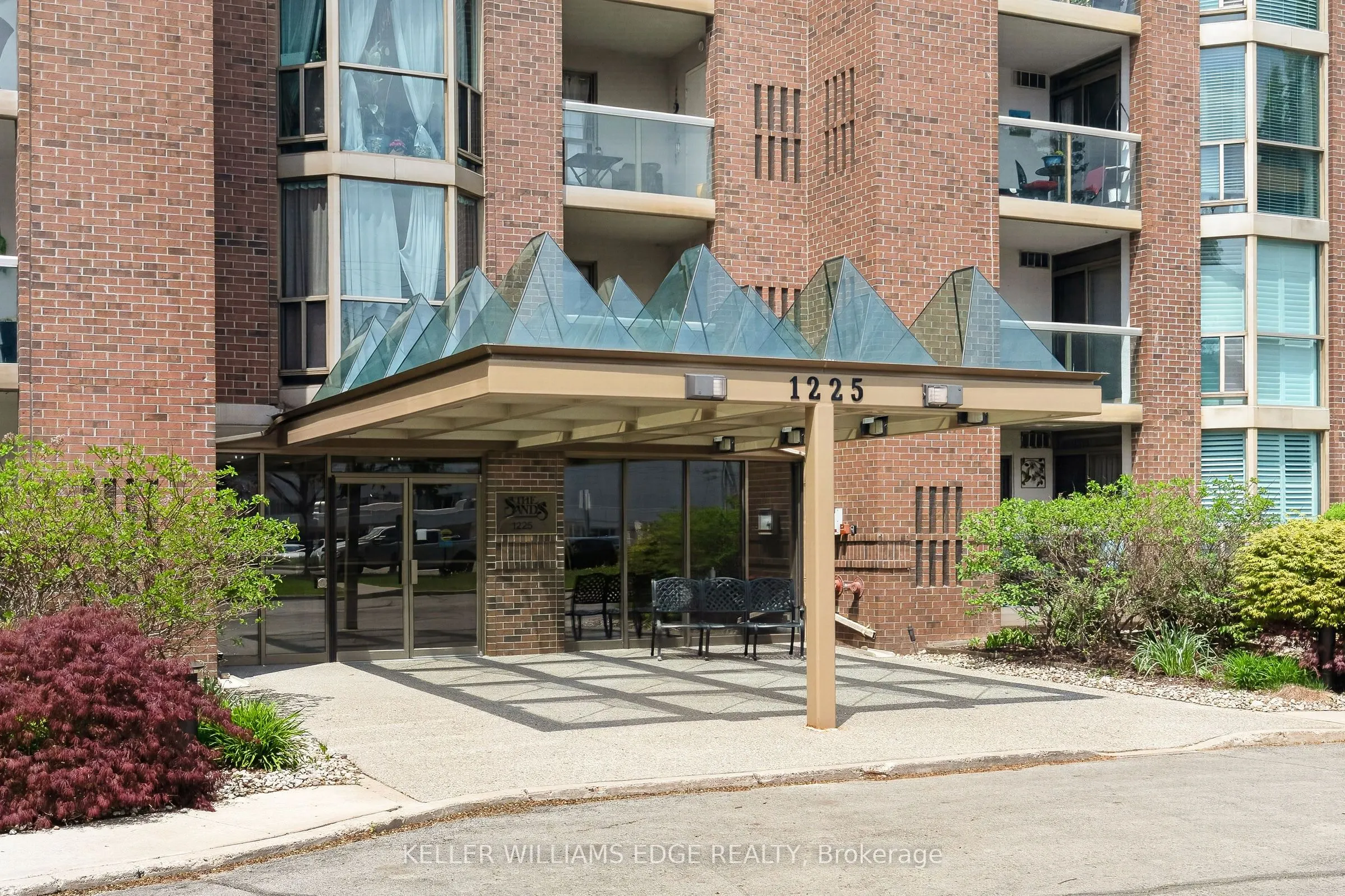 1225 North Shore Boulevard E #510