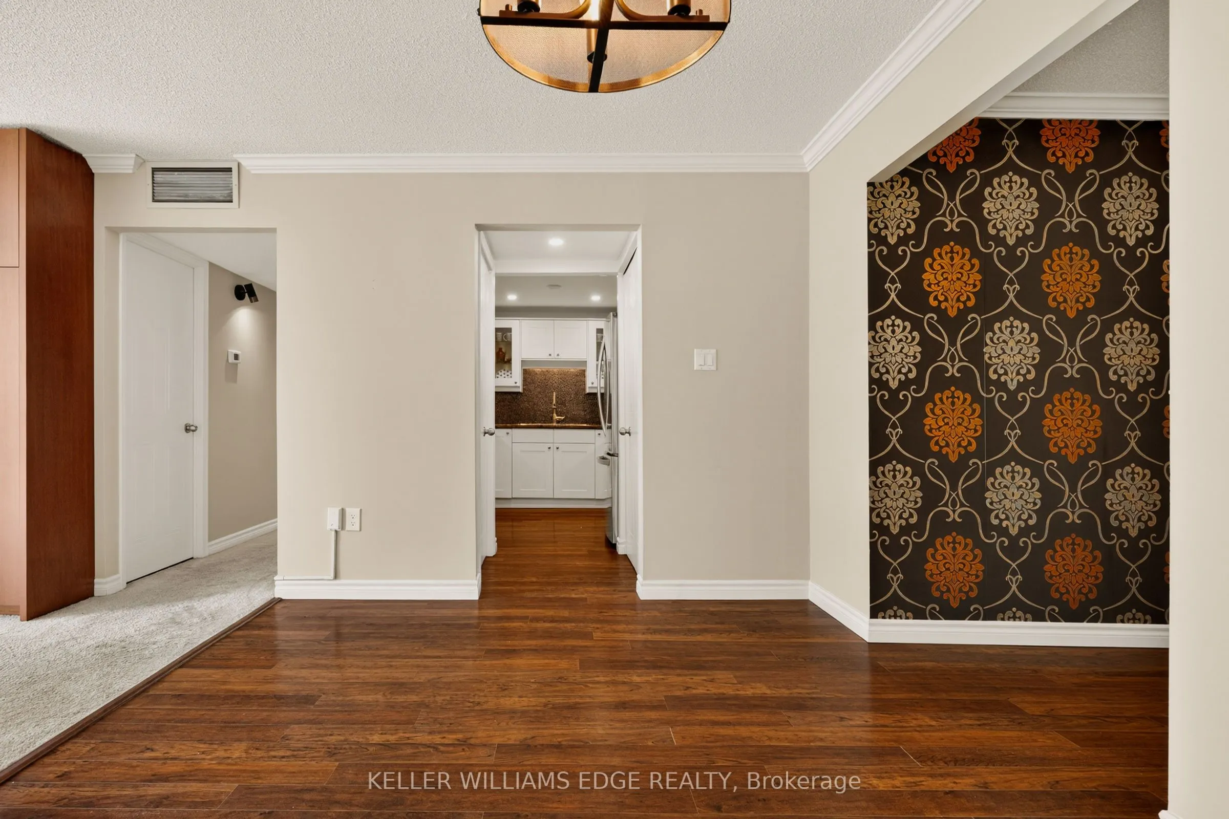 1225 North Shore Boulevard E #510
