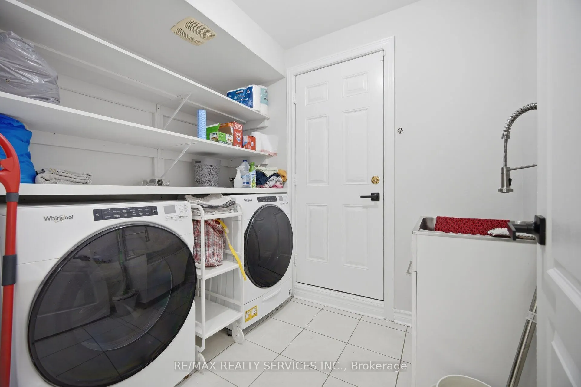 62 SIR JACOBS Crescent
