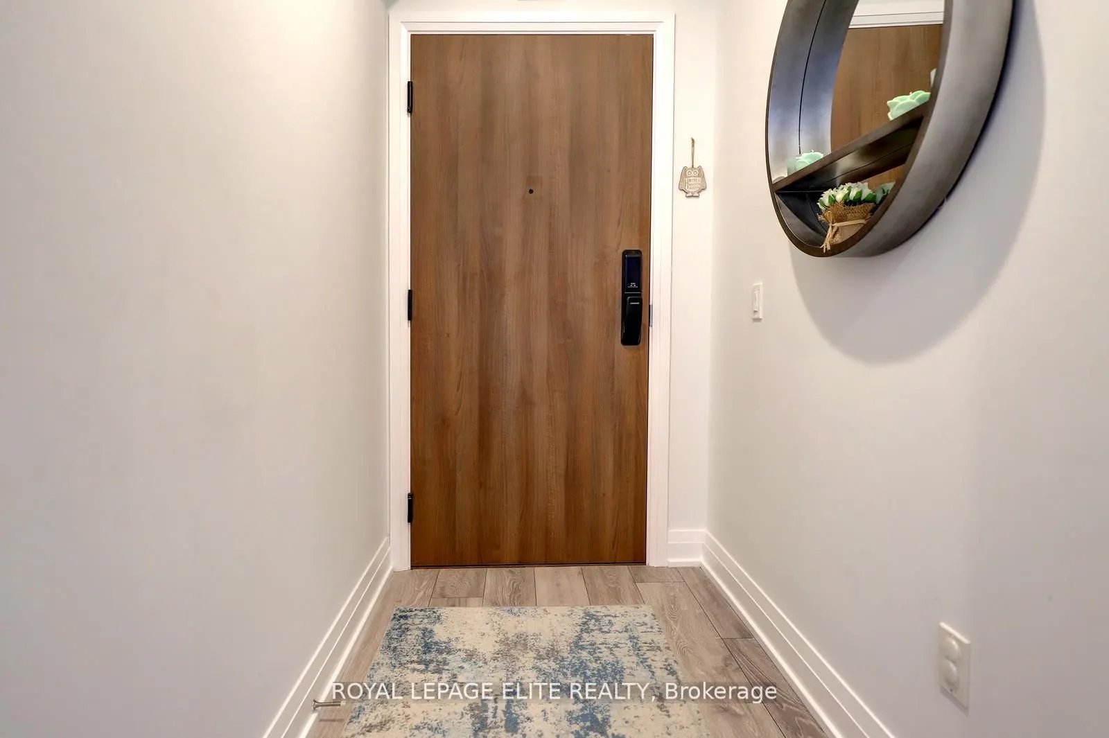 21 Park Street E #318