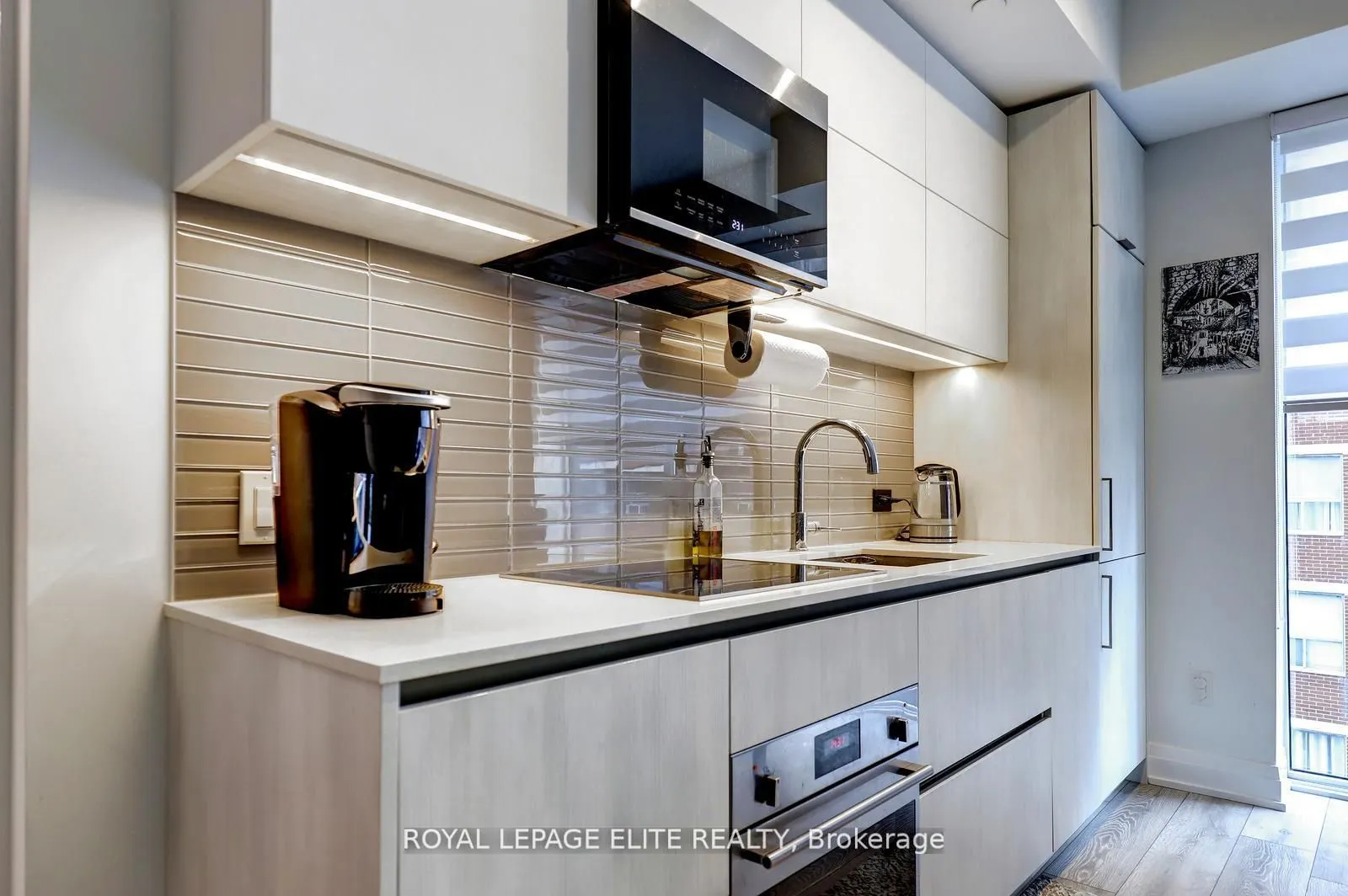 21 Park Street E #318