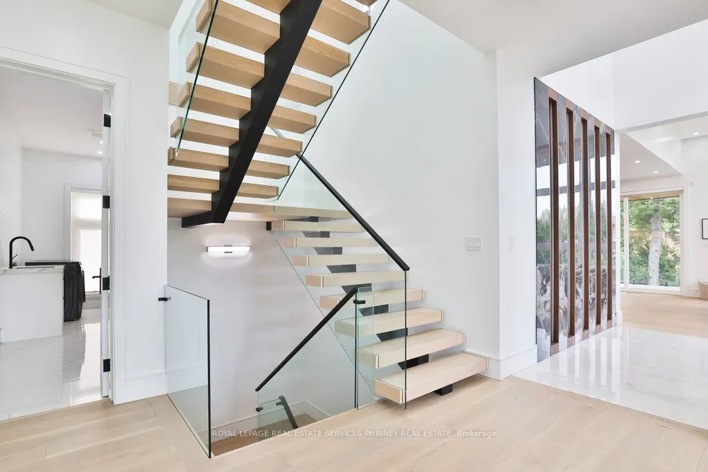 1143 Kane Road