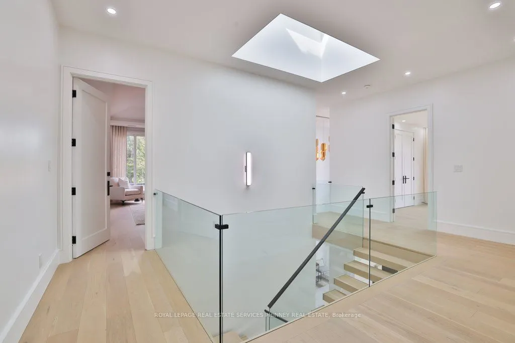 1143 Kane Road