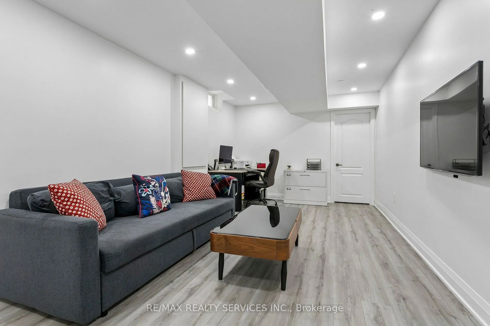 276 Fitzgerald Crescent