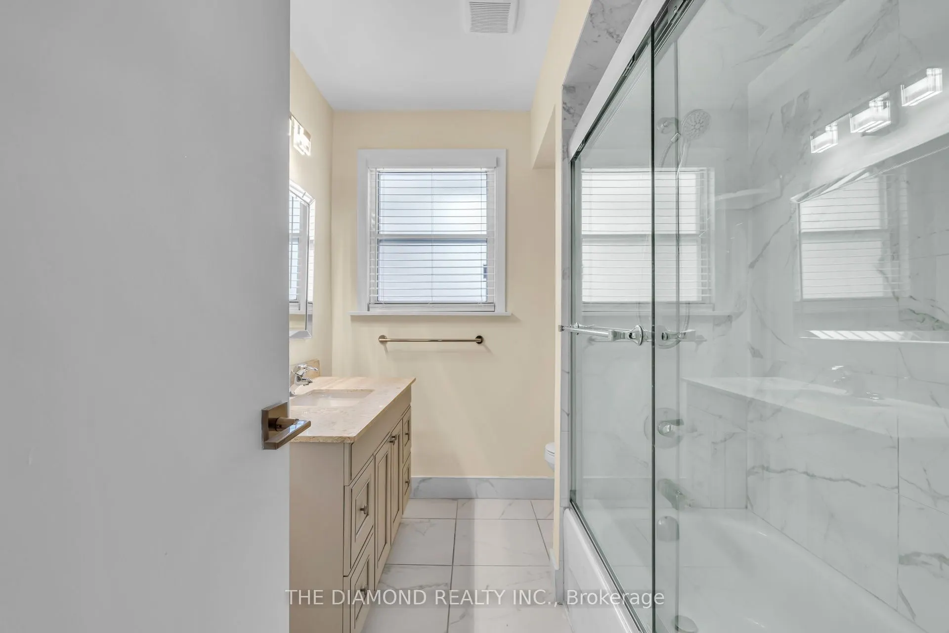 100 Summitcrest Drive