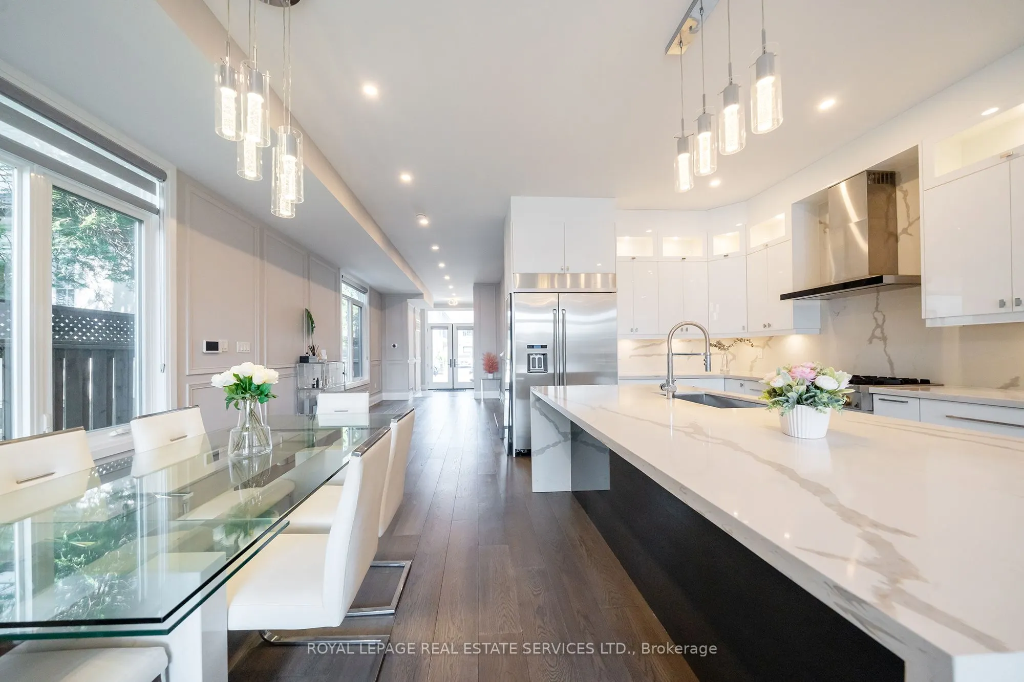 25A Tecumseth Avenue