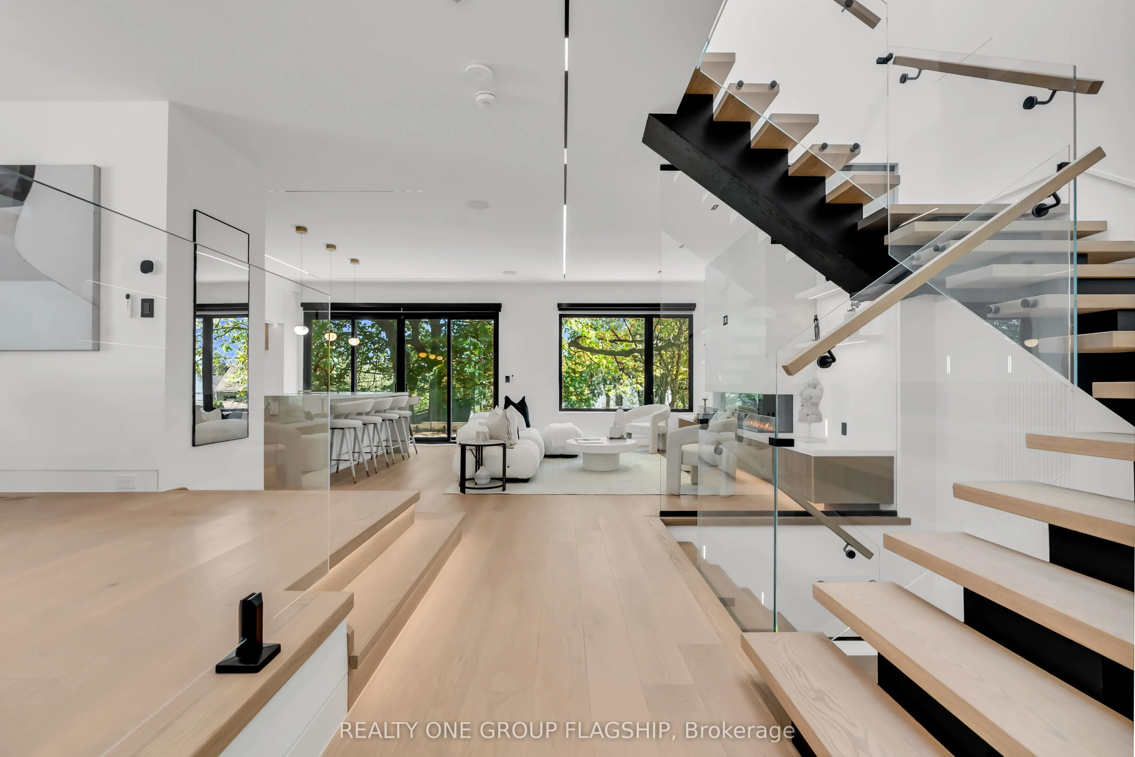 7 Bentley Drive