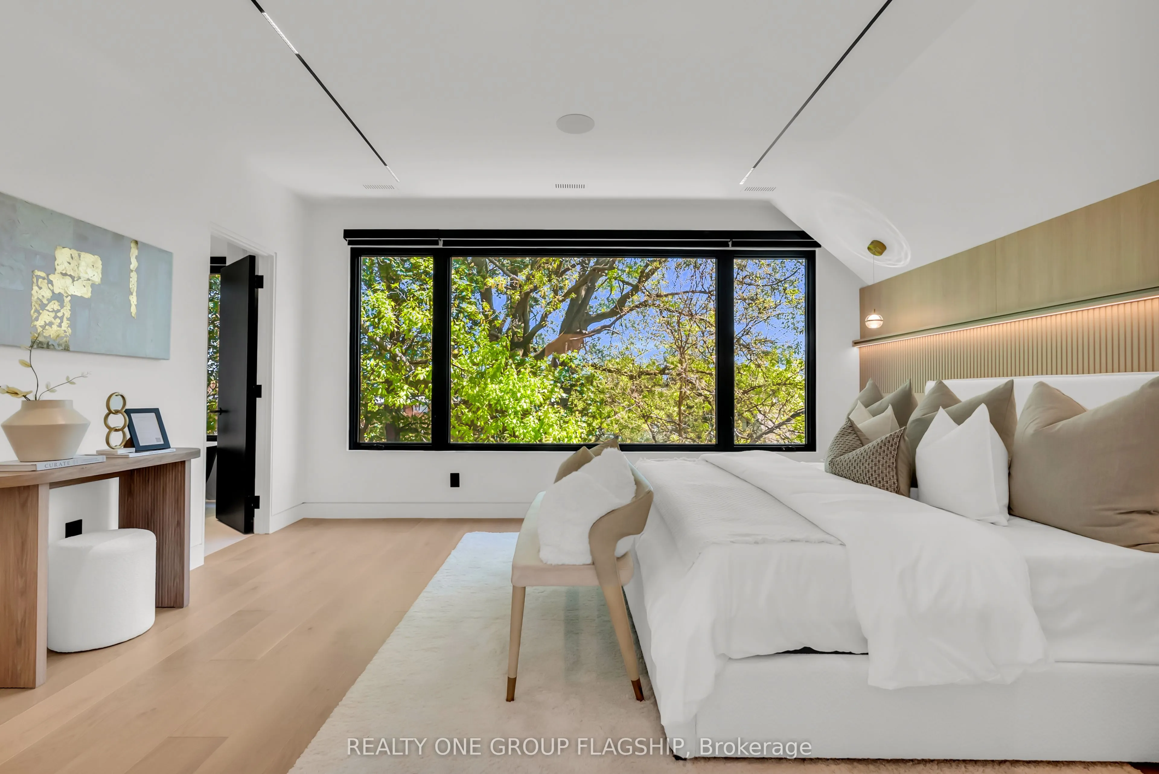 7 Bentley Drive