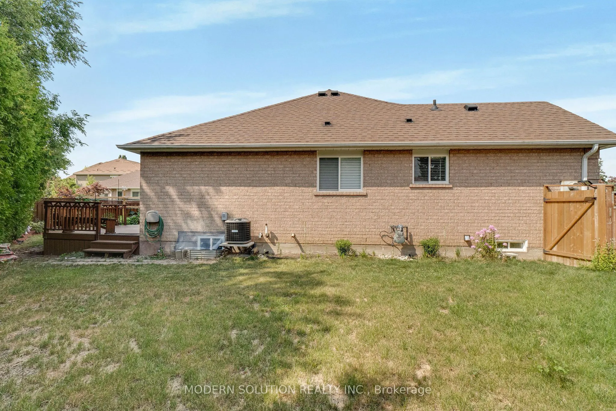 6431 Tenth Line W