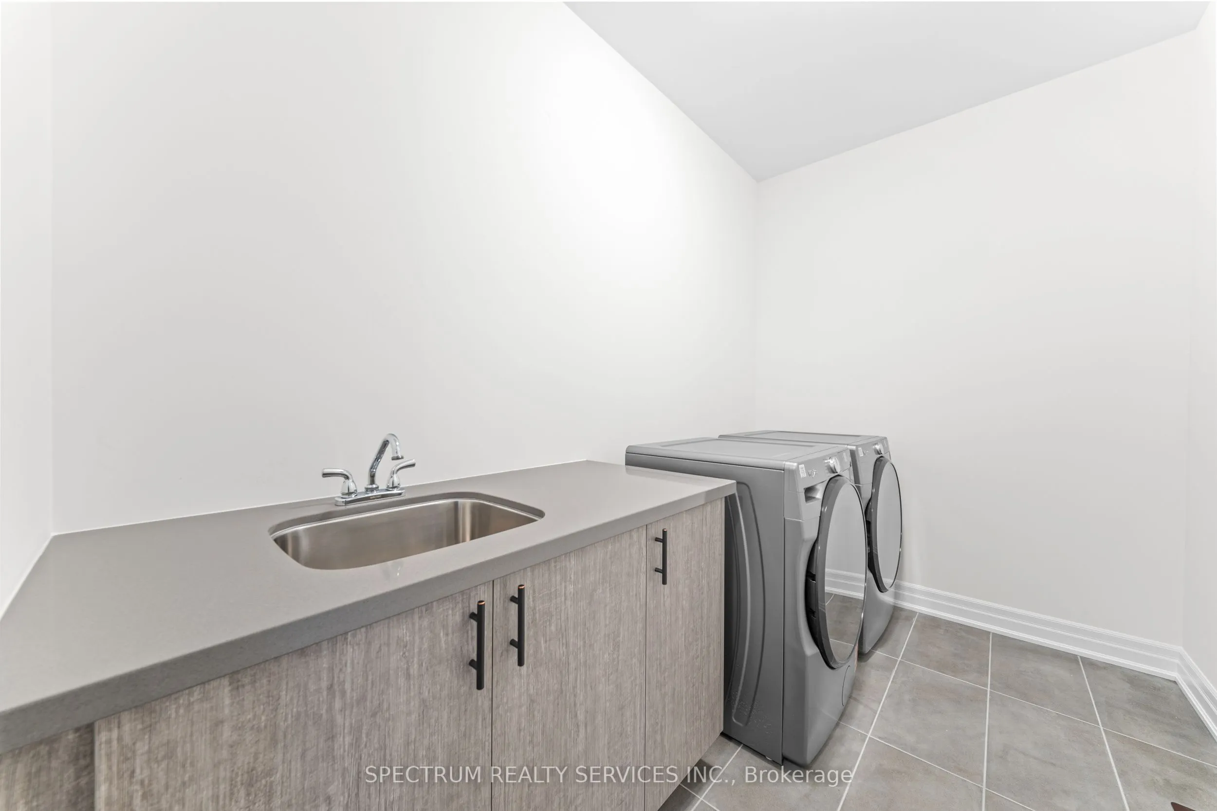 17 Mosswood Trail