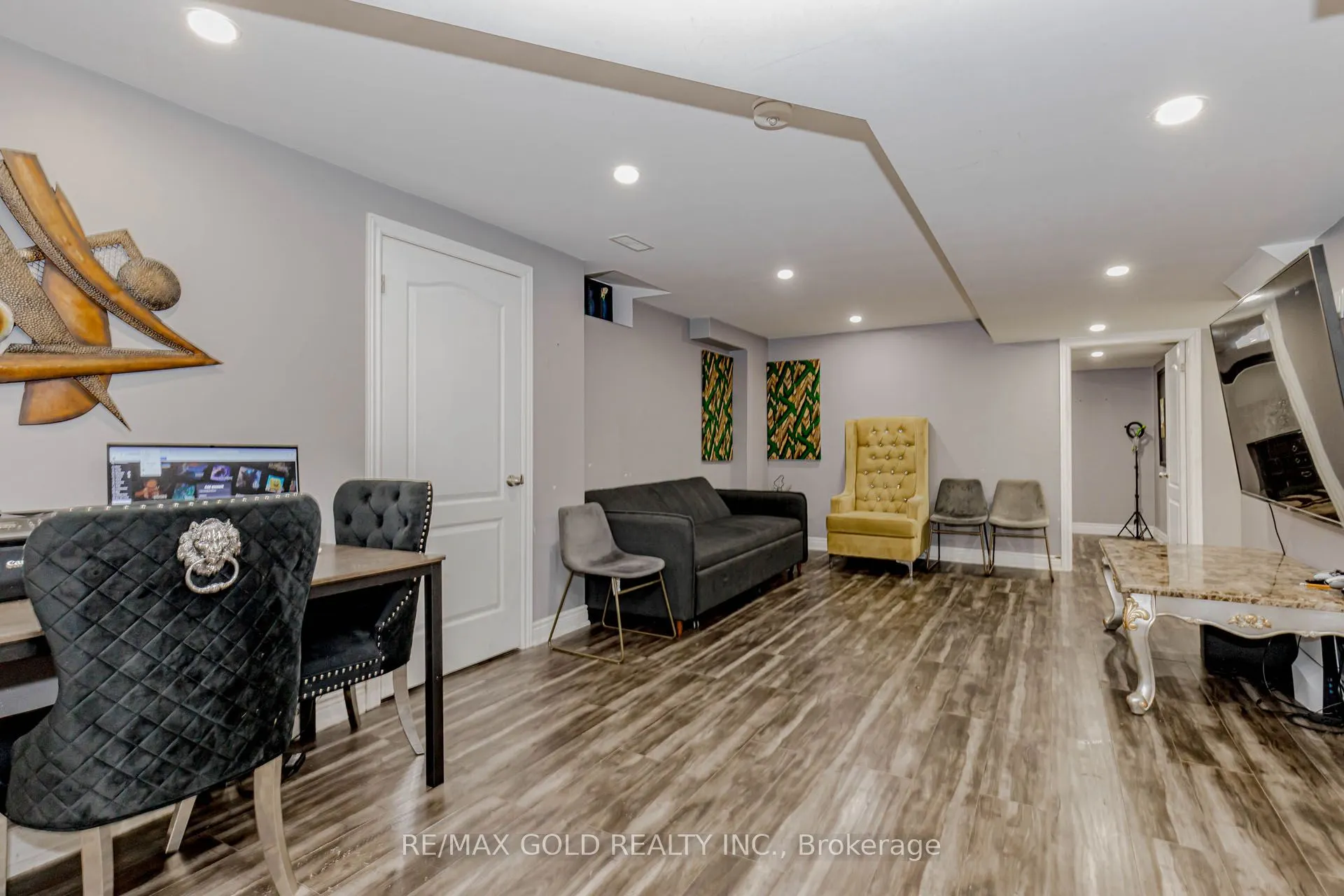 15351 Danby Road