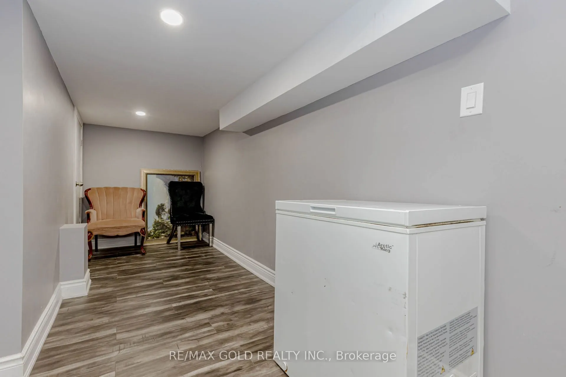15351 Danby Road