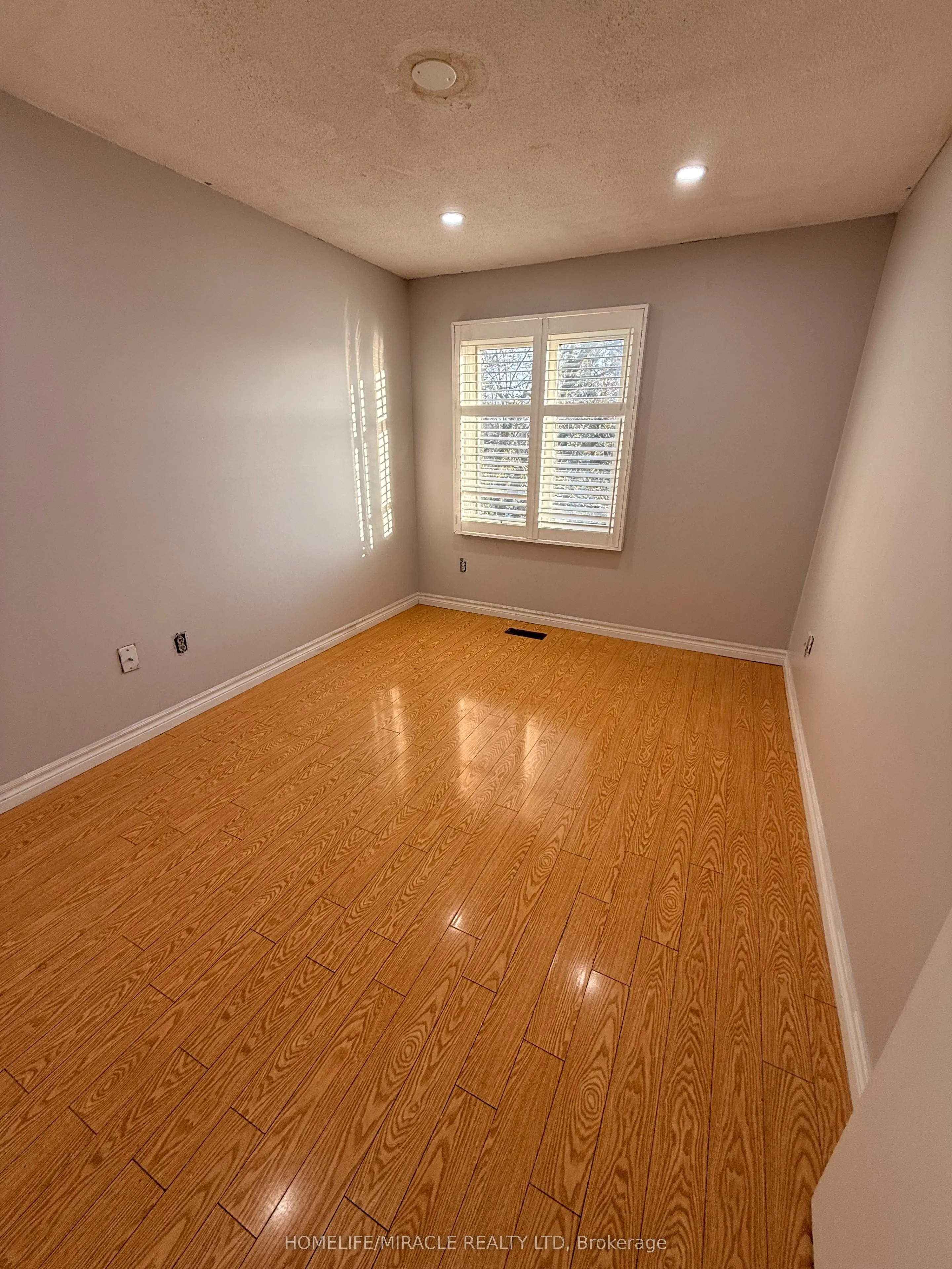 1 Hudson Drive
