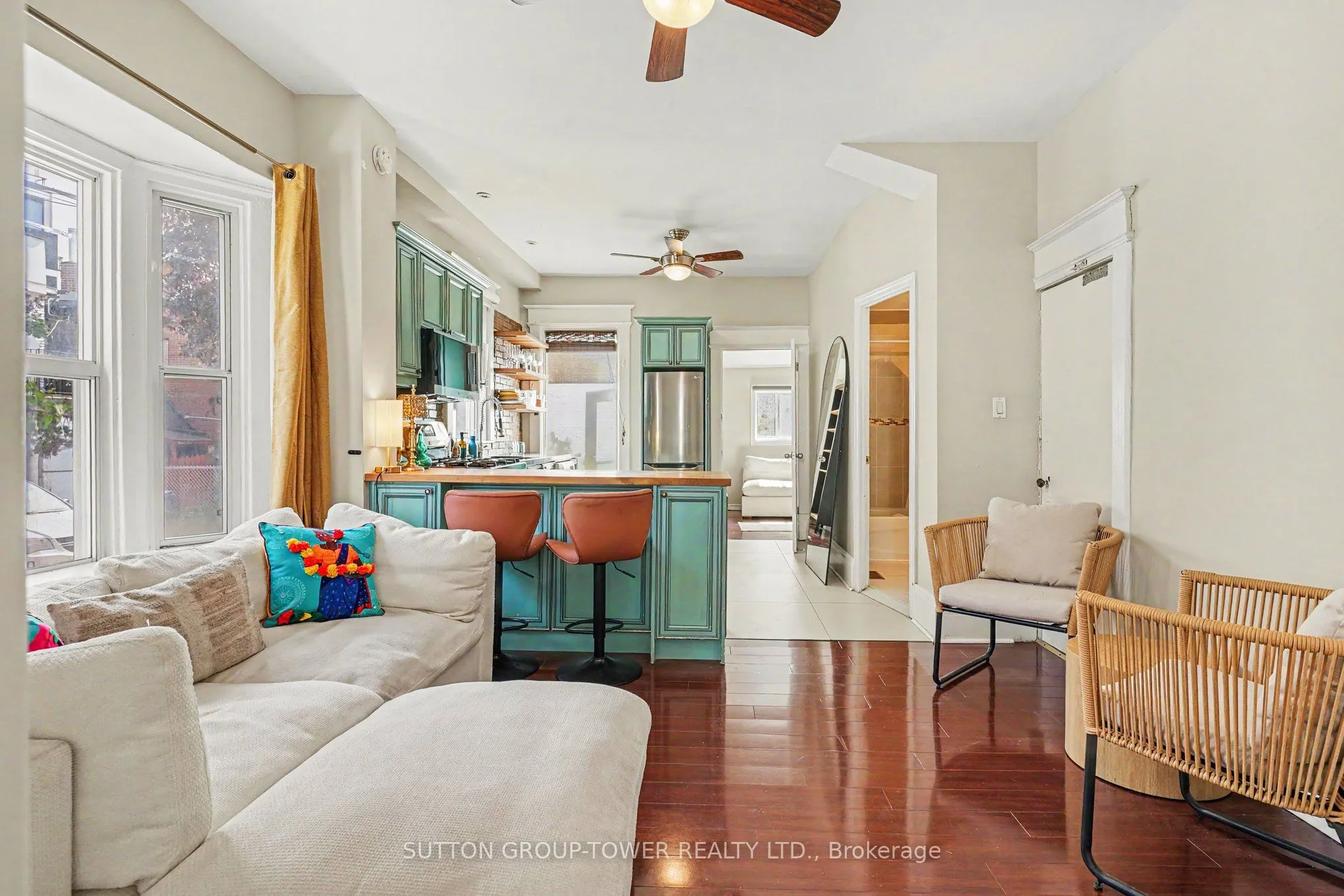 560 Indian Grove