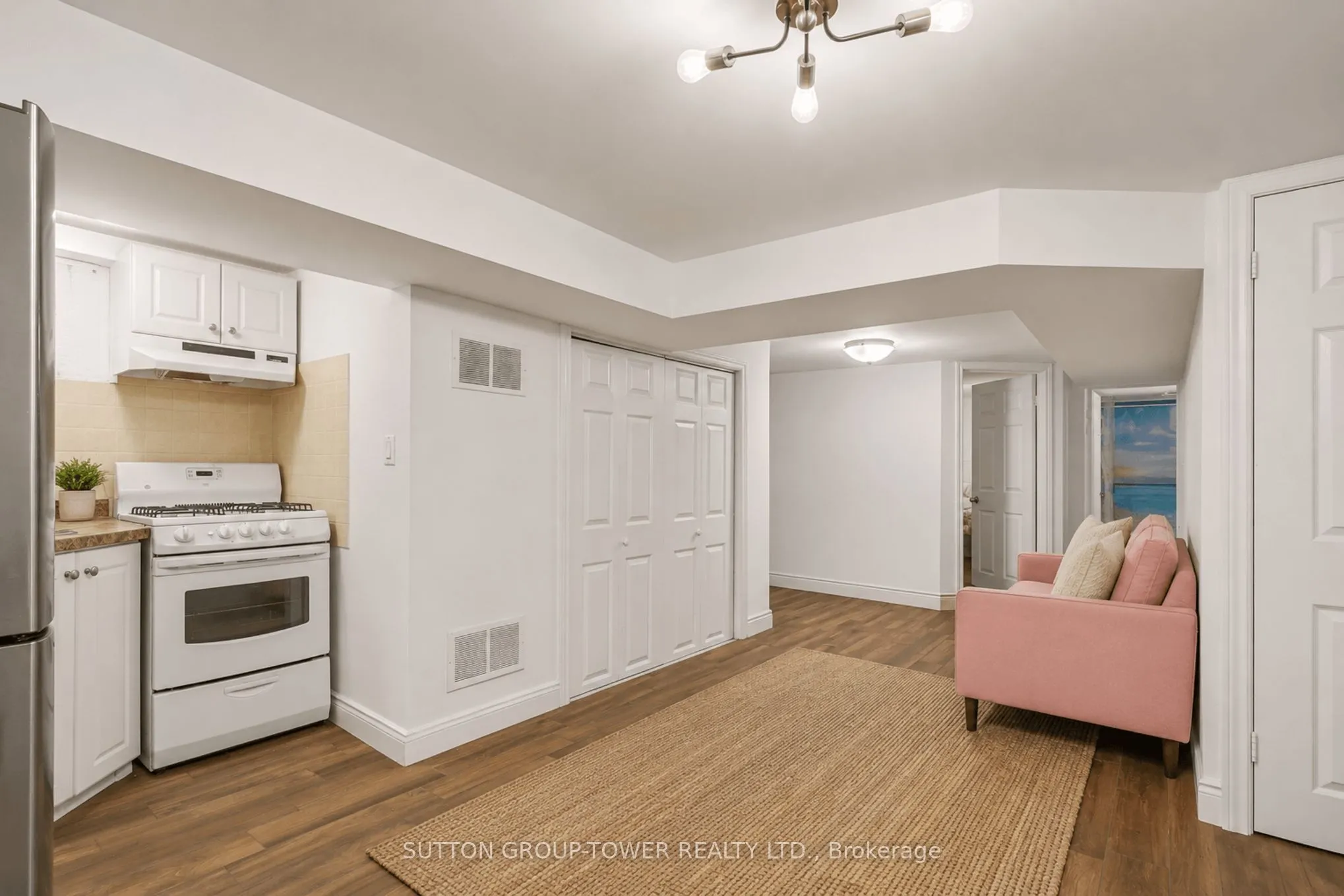 560 Indian Grove