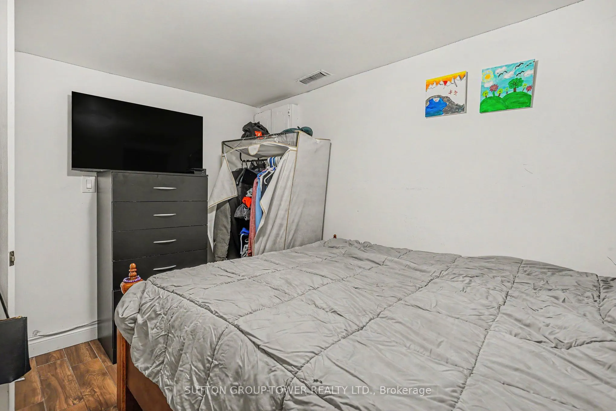 560 Indian Grove