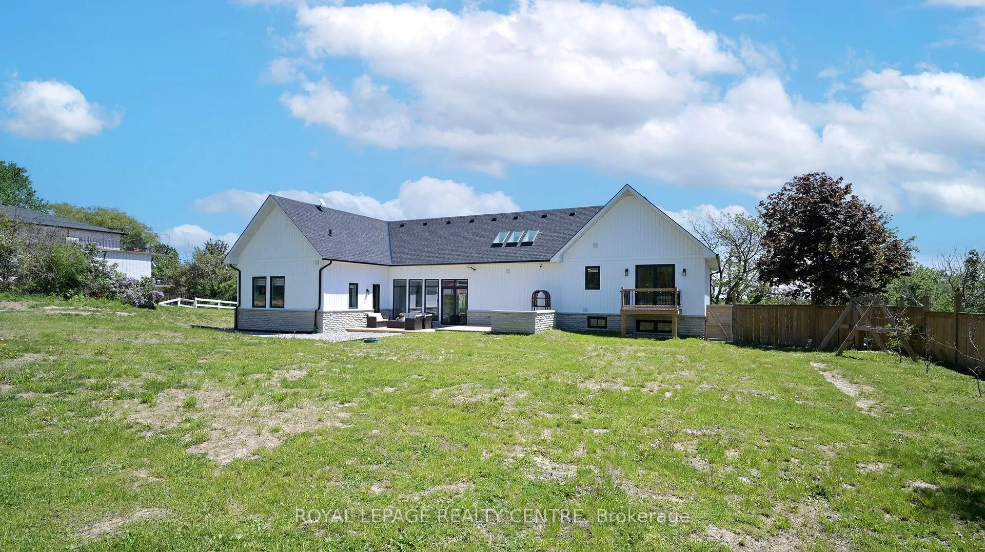 521 Old York Road
