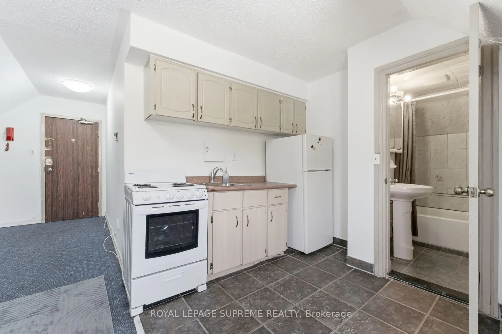 20 Maynard Avenue