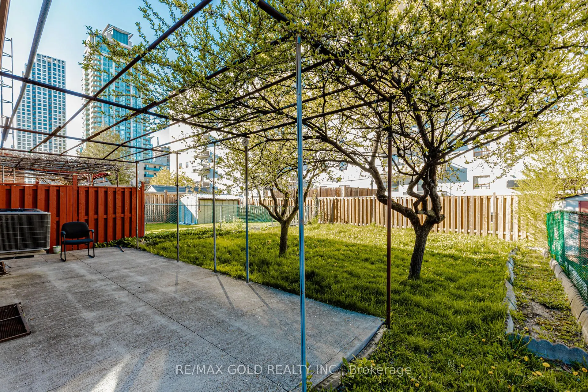 38 Achill Crescent