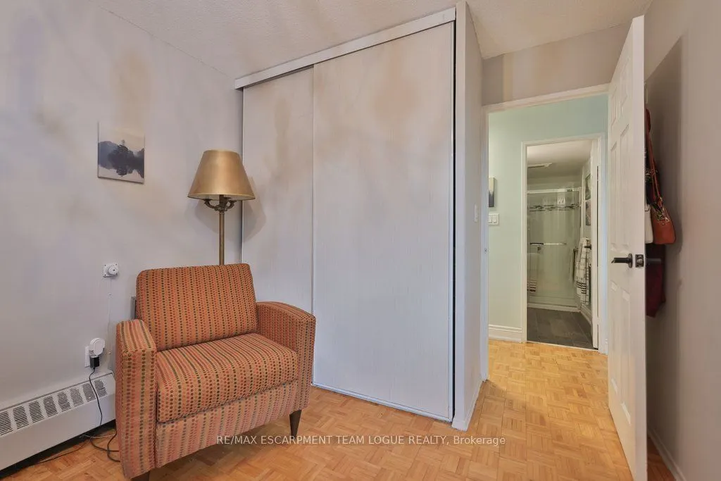 2263 Marine Drive #301